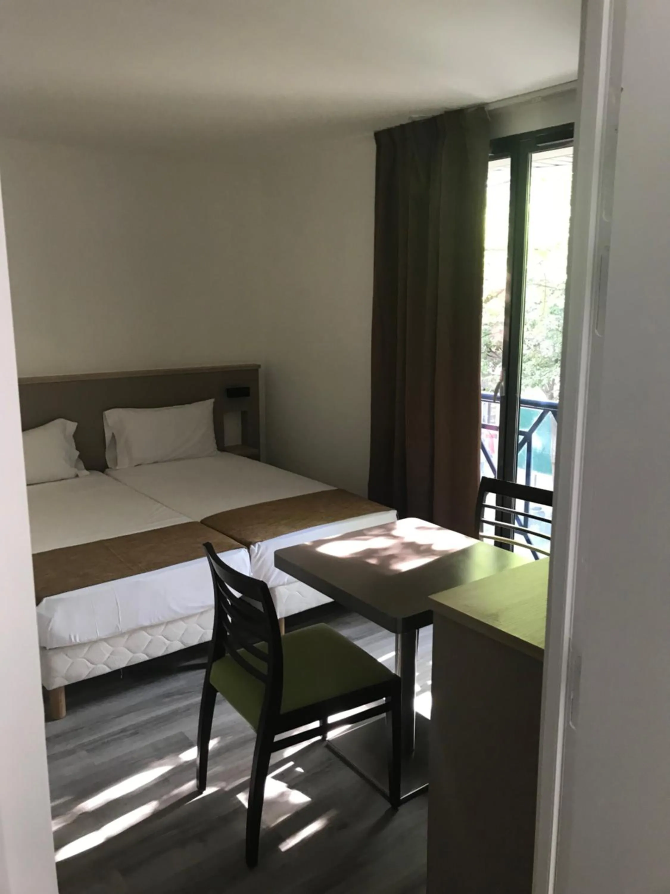Bed in AMHotel Italie