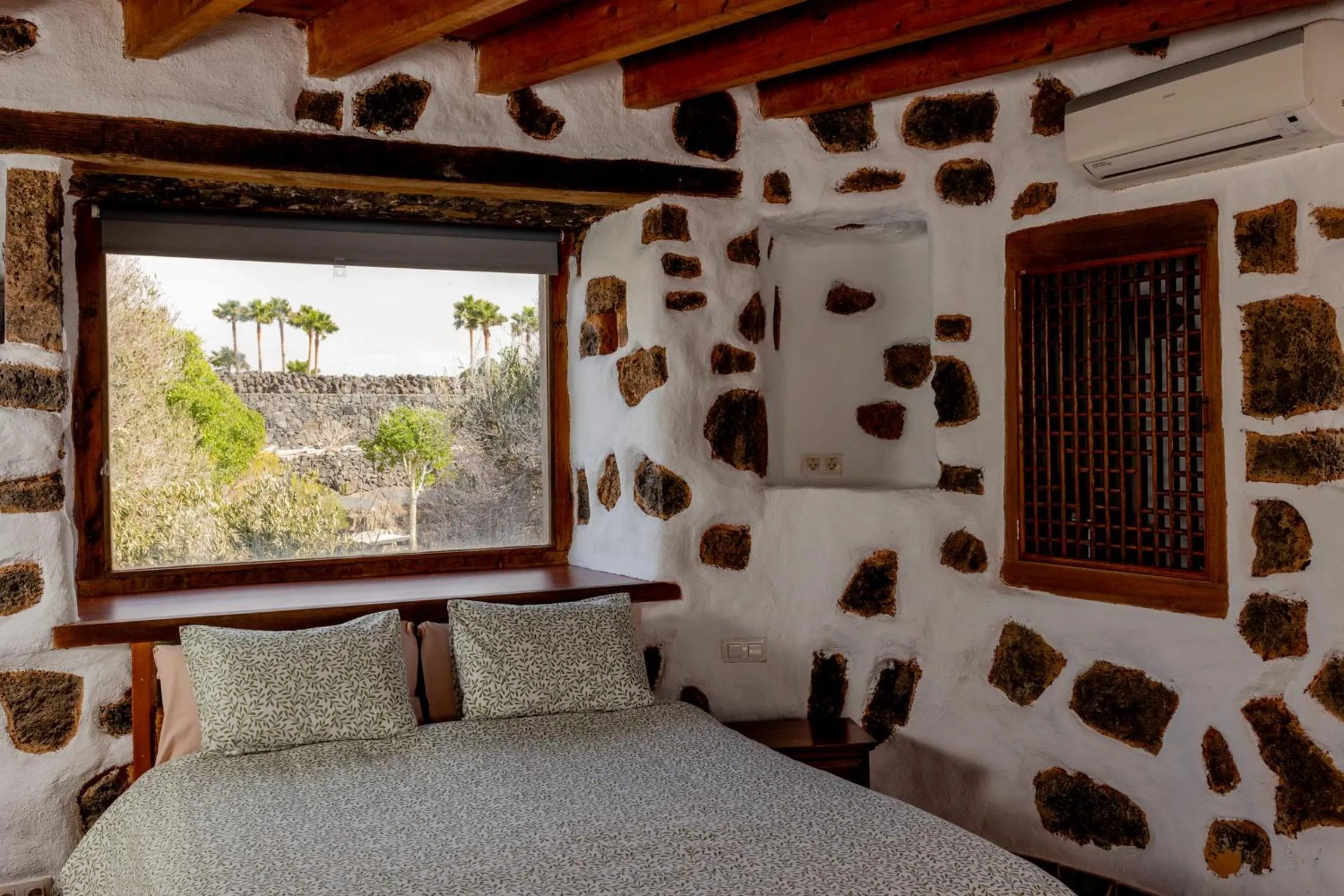 Bedroom, Bed in Finca Tomaren