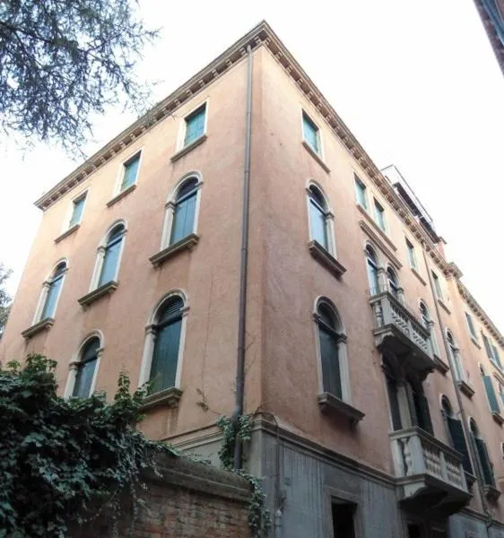 Facade/entrance in B&B Exclusive