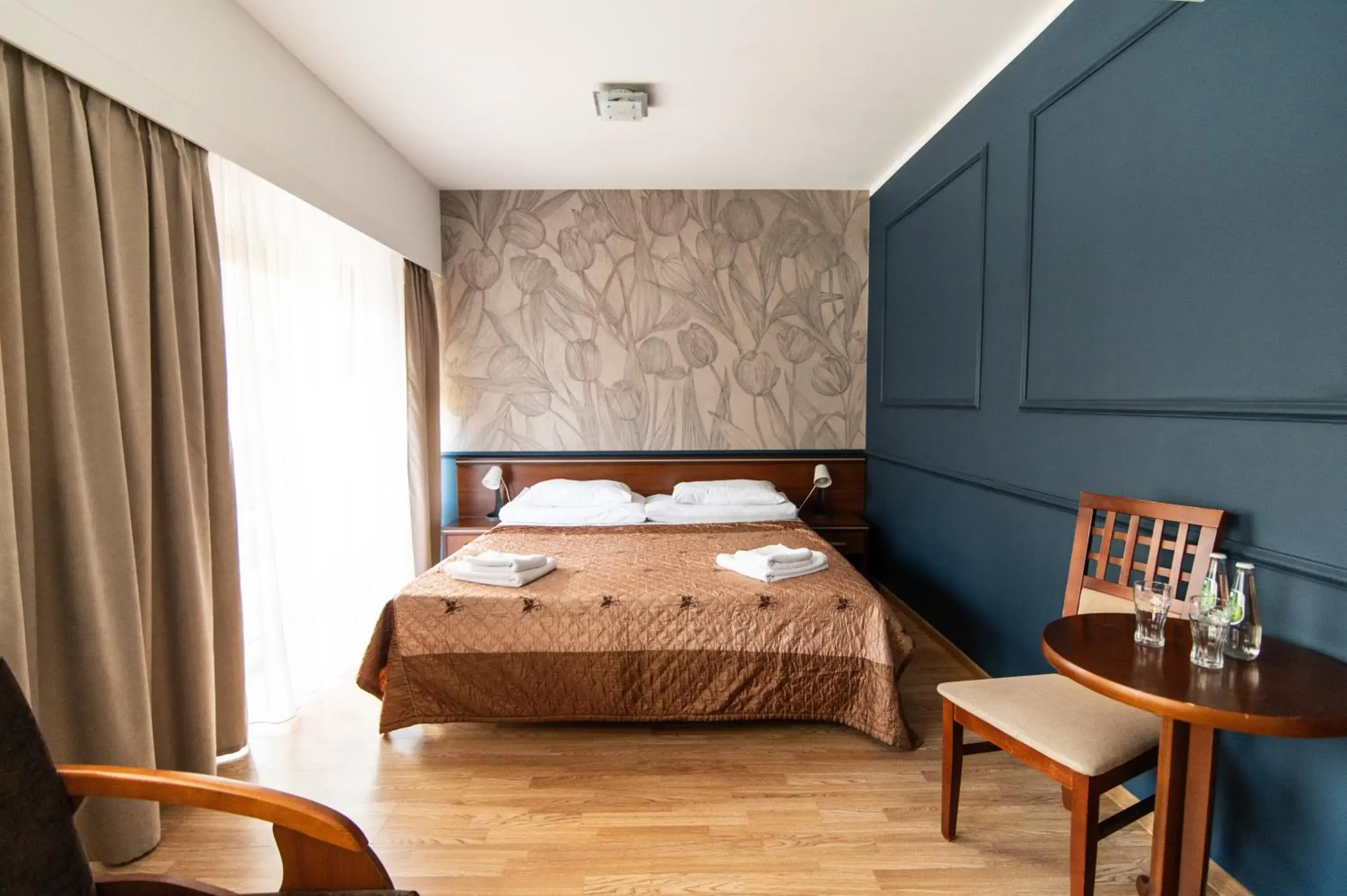 Double or Twin Room in Trzy Korony Double or Twin Room in Trzy Korony