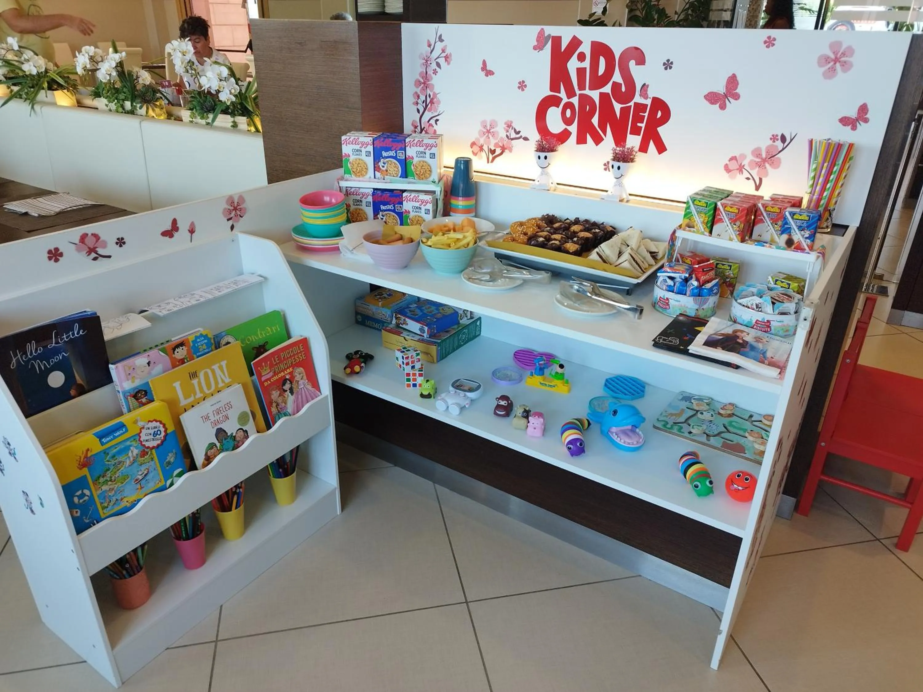 Breakfast in Kairos Garda Hotel