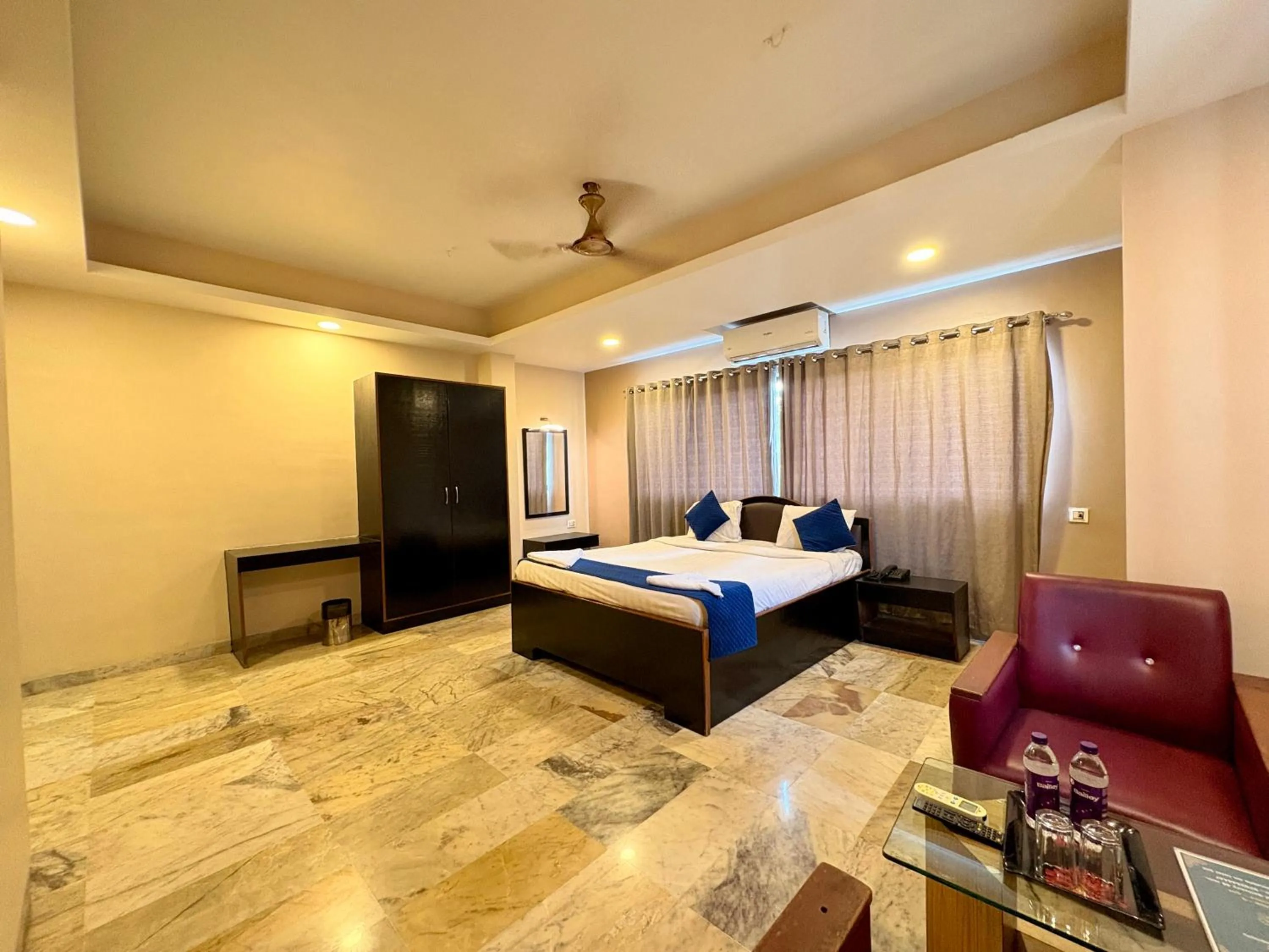 Bed in Sunrise Hill Resort