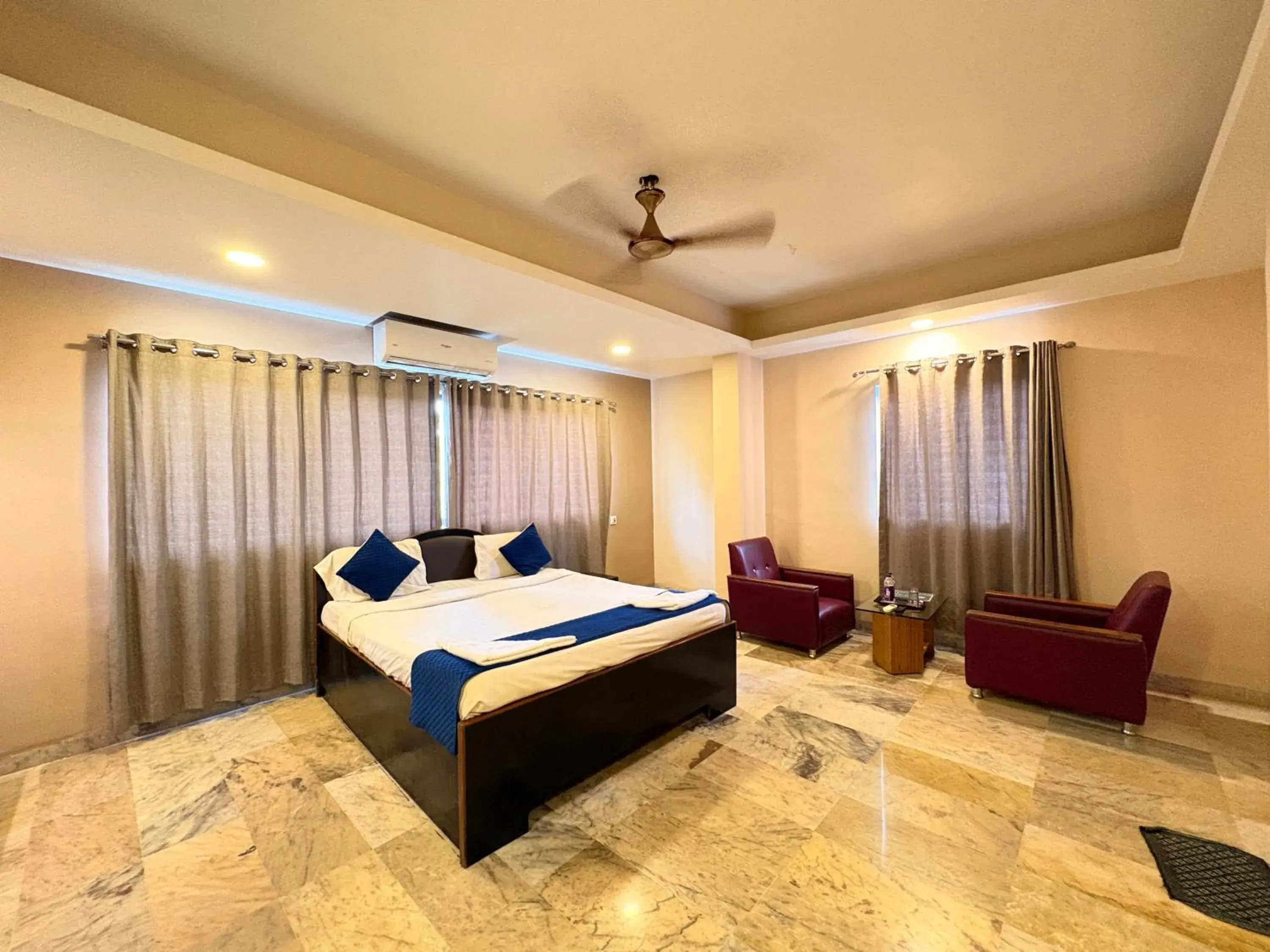 Bed in Sunrise Hill Resort Bed in Sunrise Hill Resort