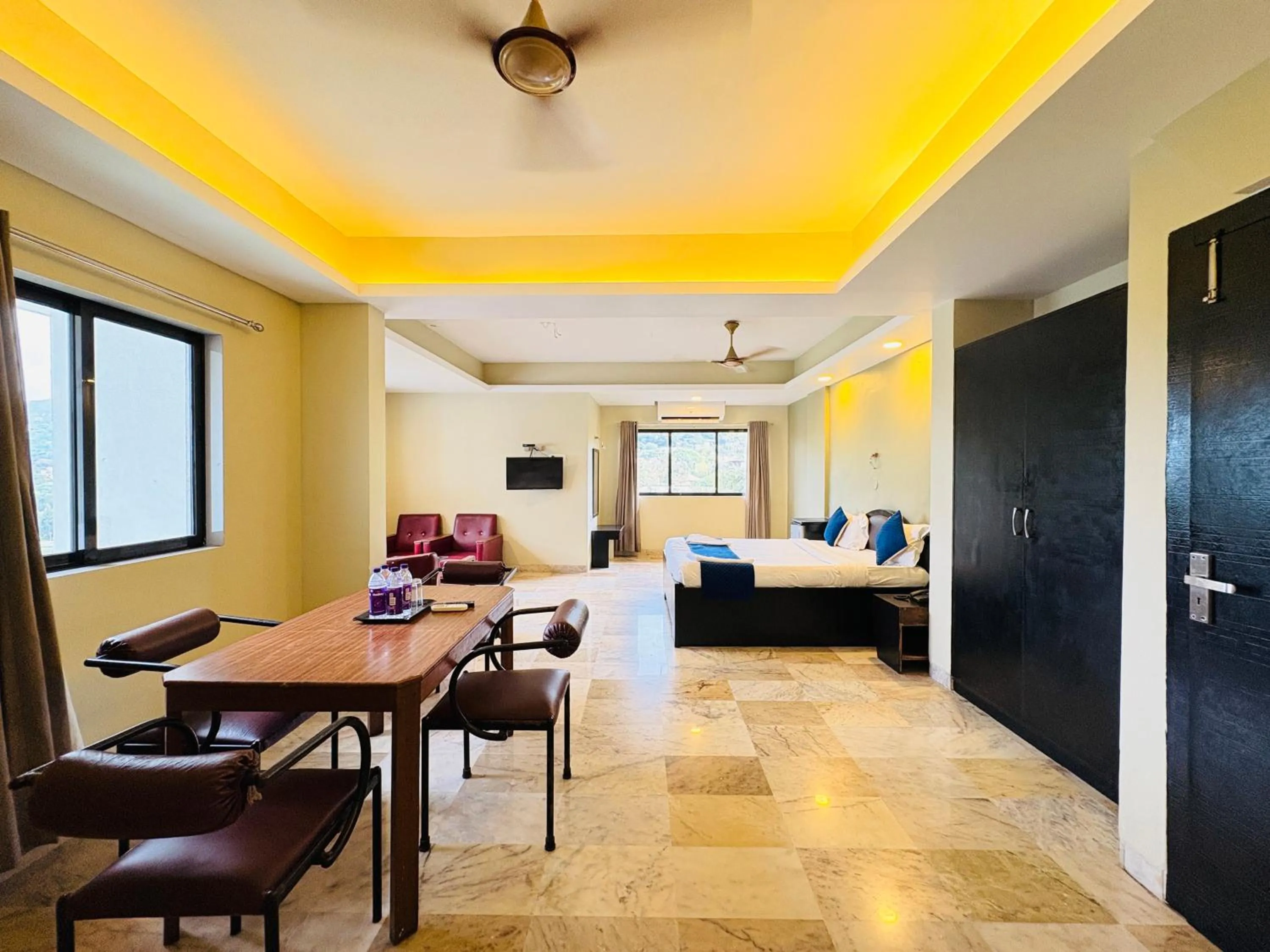 Bed in Sunrise Hill Resort