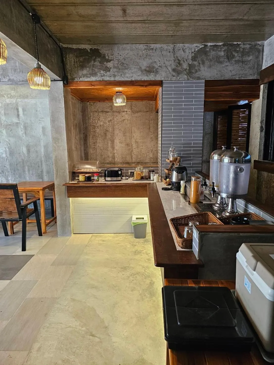 Restaurant/places to eat in Life koh tao resort