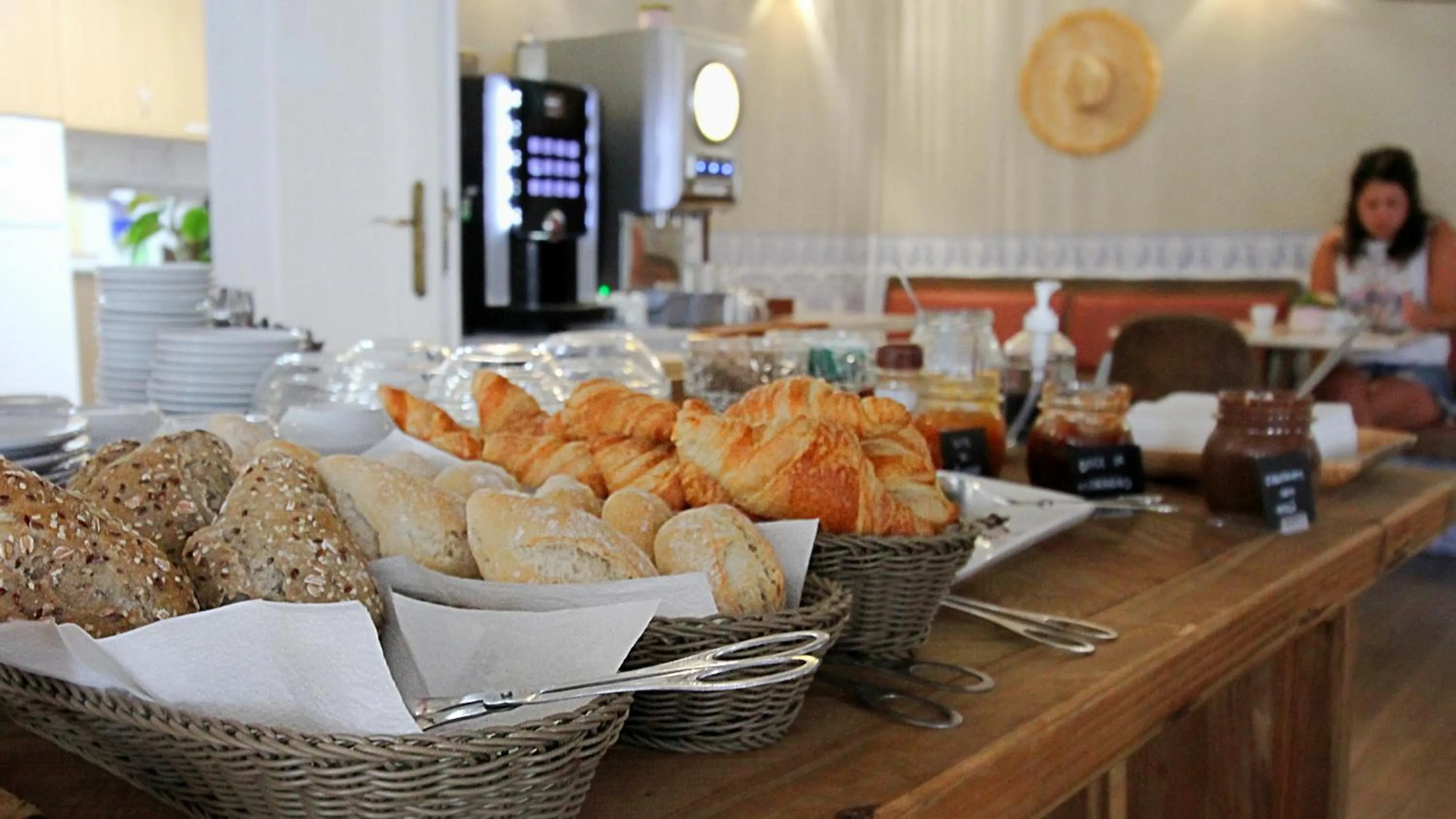 Food and drinks in WOT Ericeira Soul