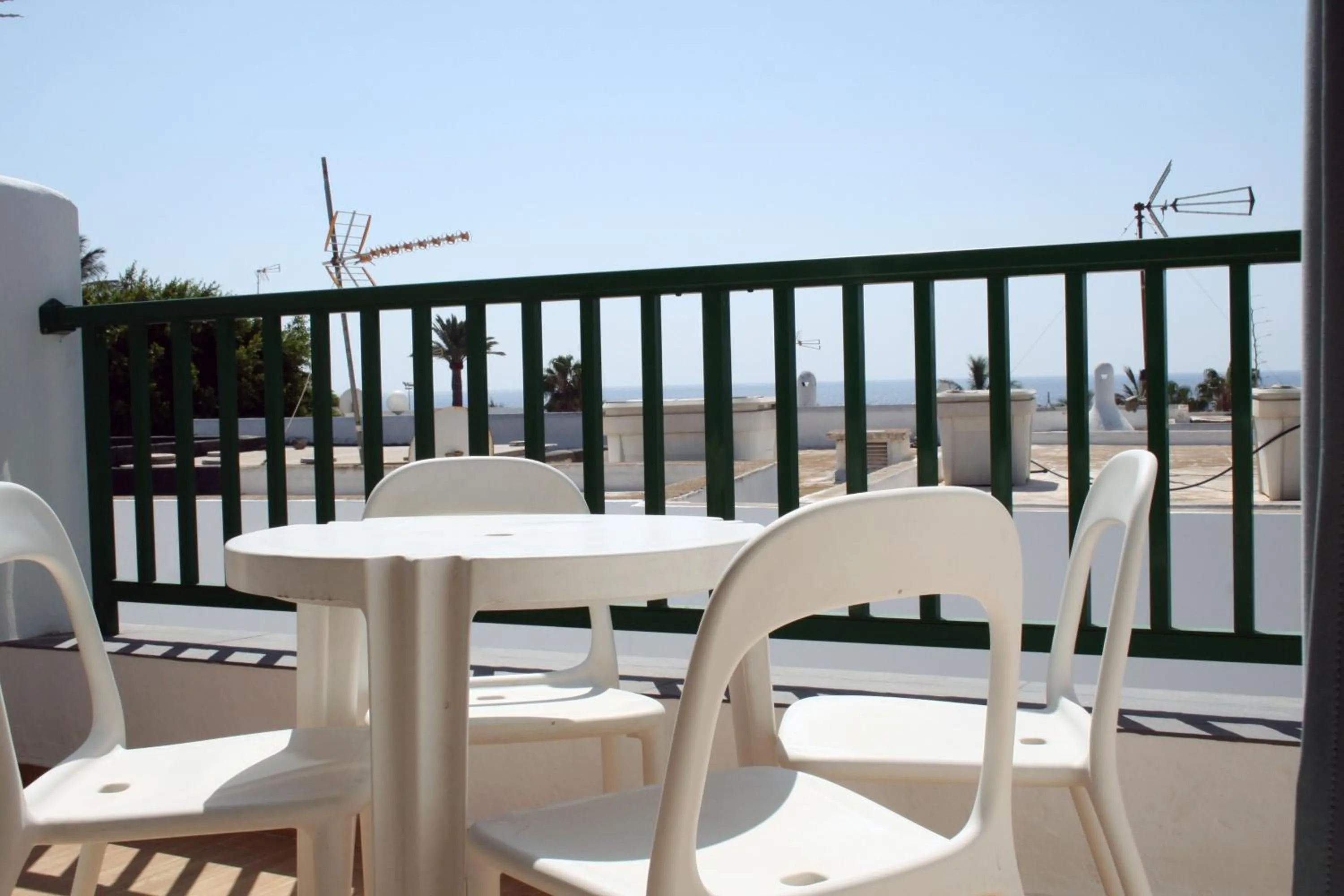 Balcony/Terrace in Apartamentos Guanarama
