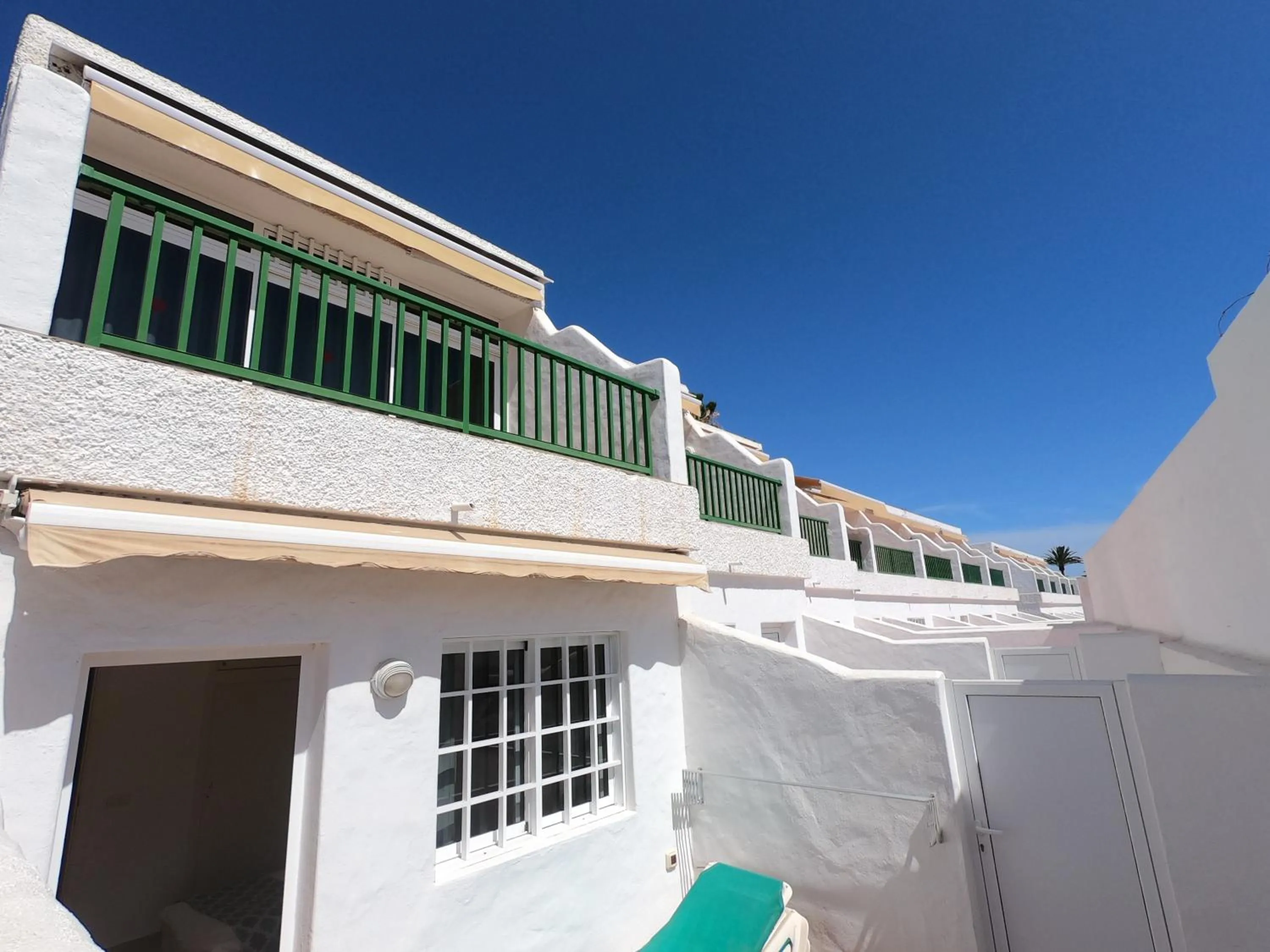 Property building in Apartamentos Guanarama
