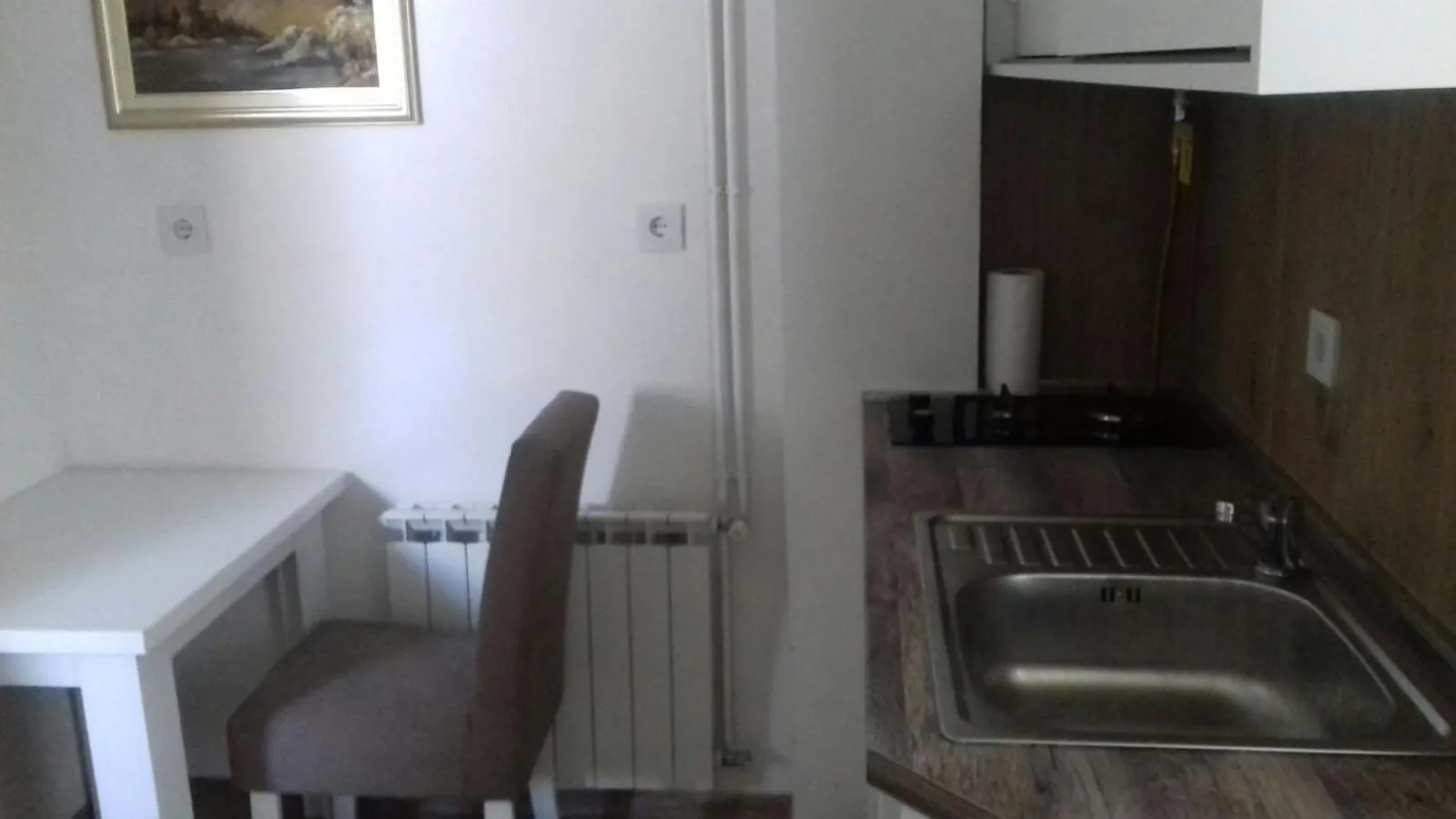 Modern&Cozy Bosnian house with GARDEN+FREE parking