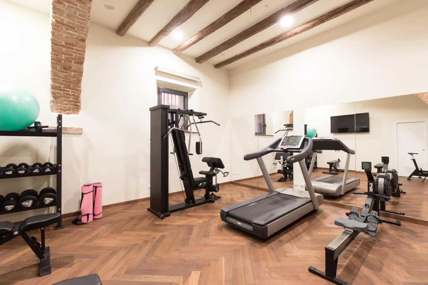 Fitness centre/facilities in Agave in Città