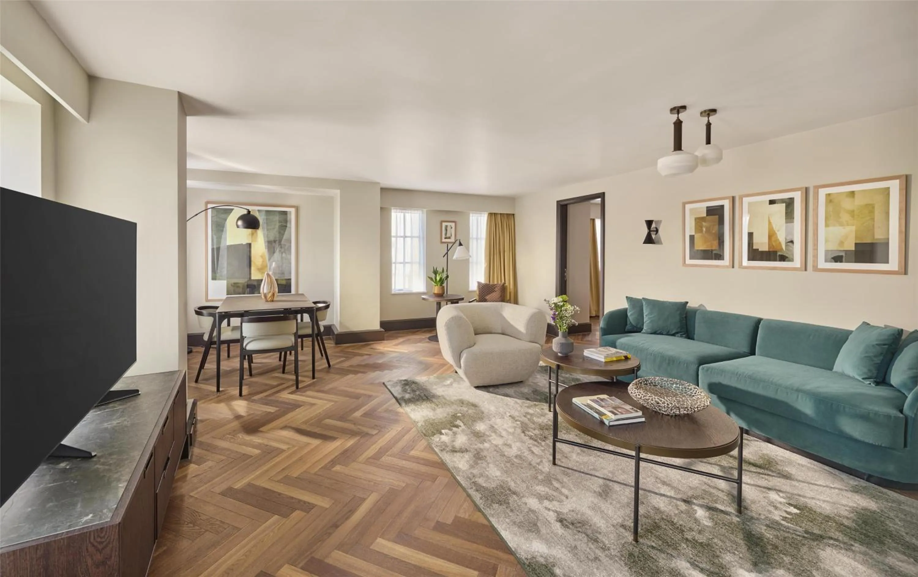 Communal lounge/ TV room in Hyatt Regency London Blackfriars