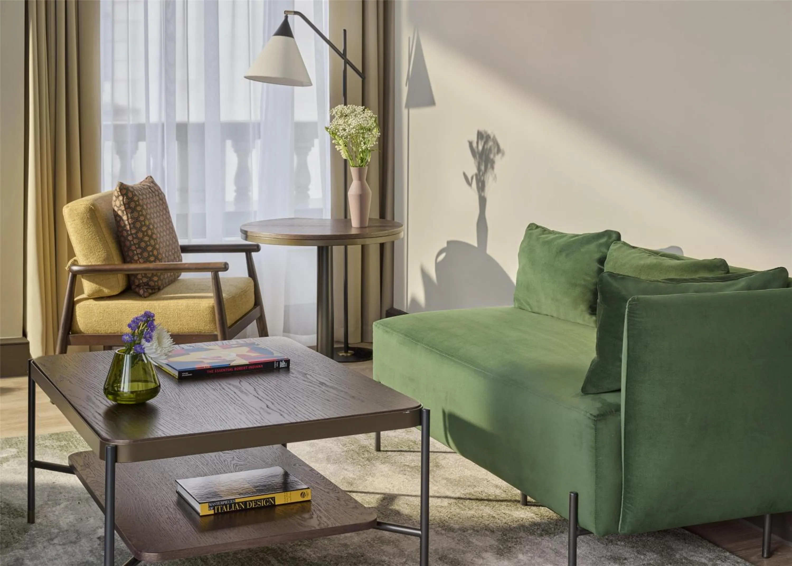 Living room in Hyatt Regency London Blackfriars