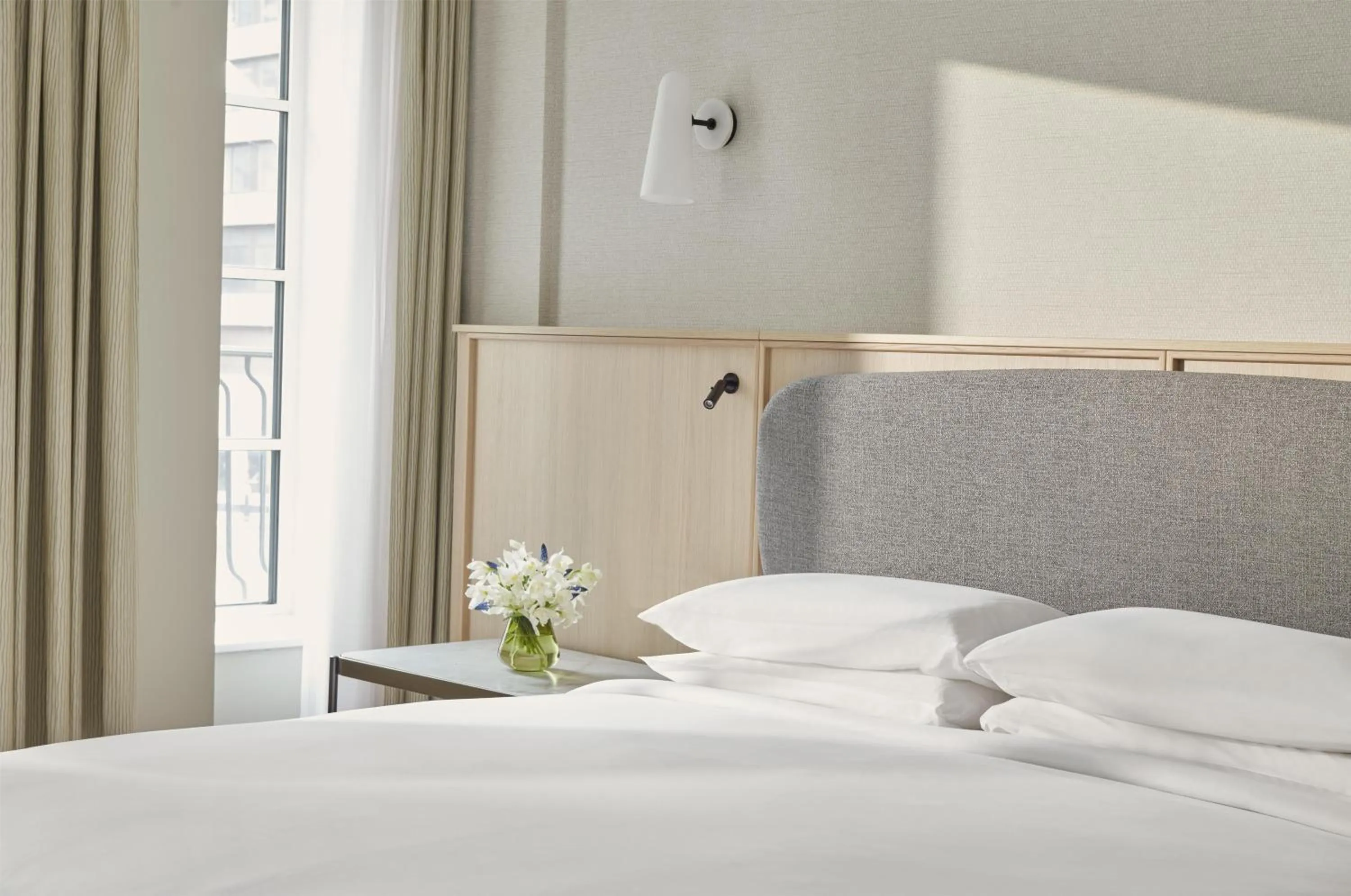 Bedroom, Bed in Hyatt Regency London Blackfriars