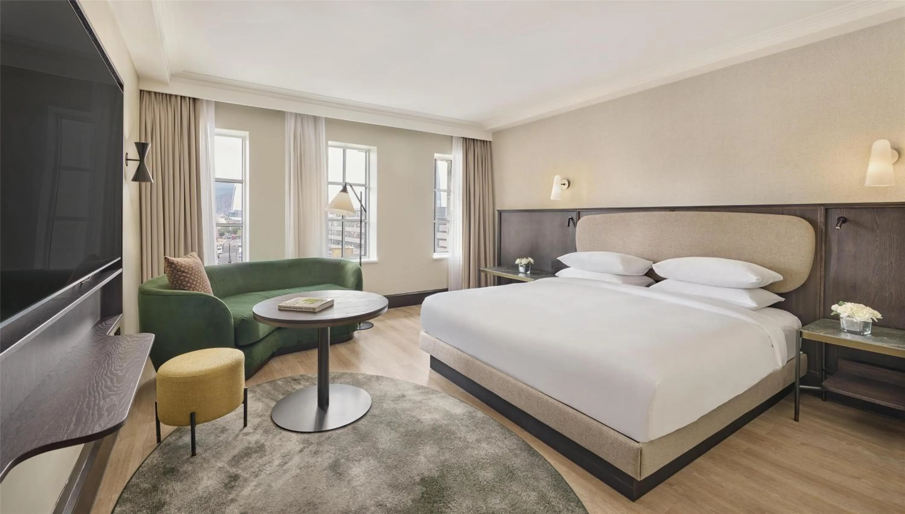 Bed in Hyatt Regency London Blackfriars