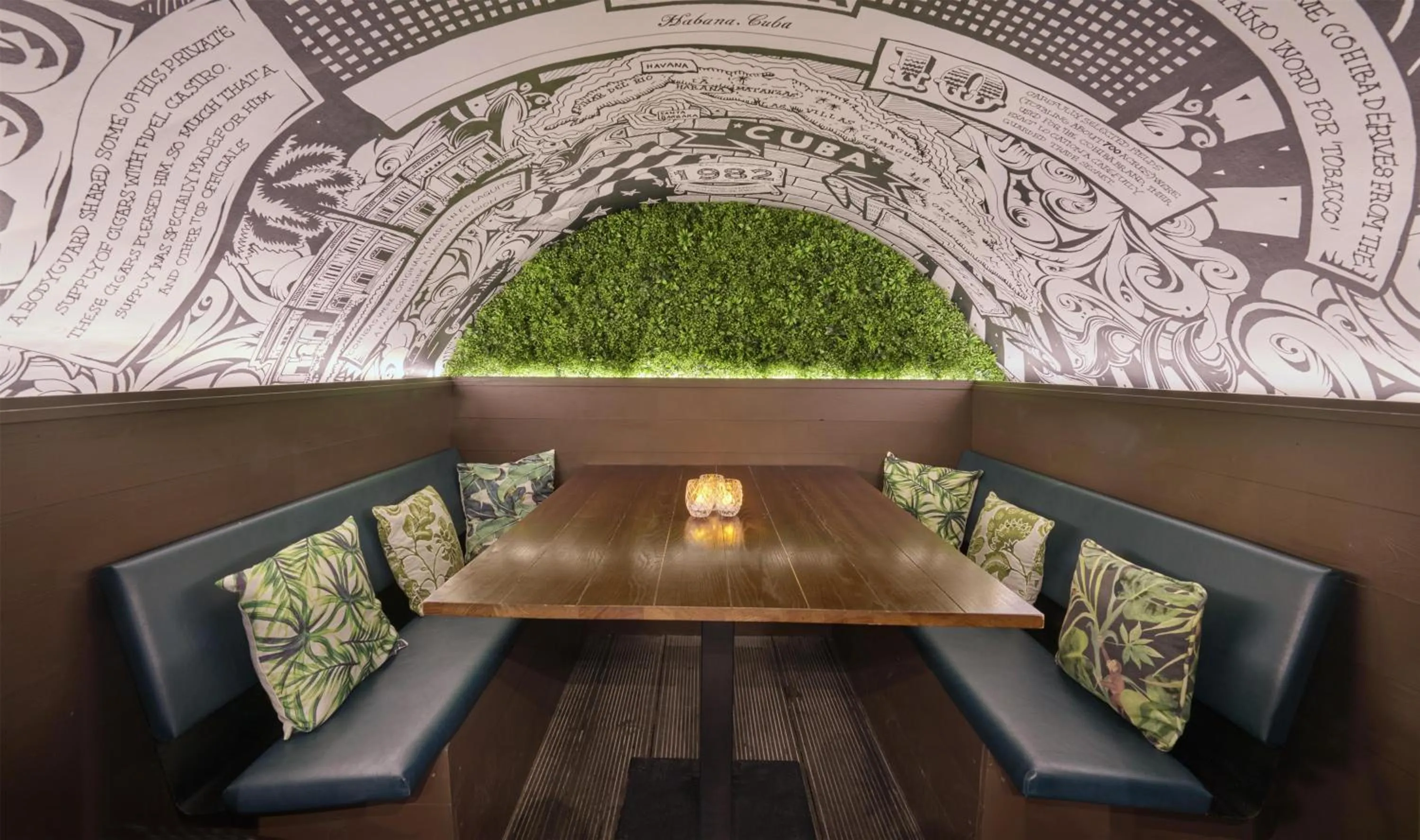 Lounge or bar in Hyatt Regency London Blackfriars