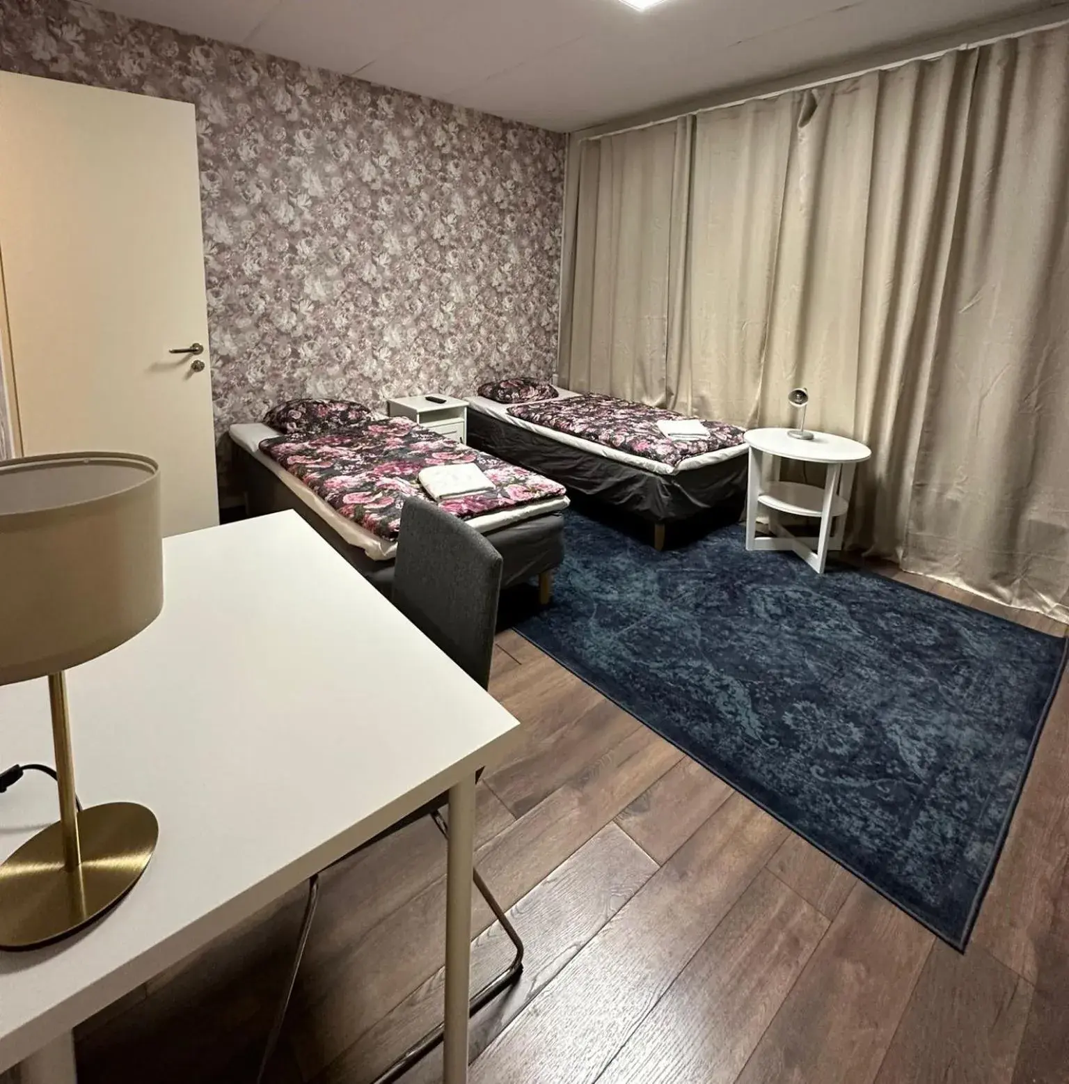 Double Room with Private Bathroom in Hotel City Living Double Room with Private Bathroom in Hotel City Living
