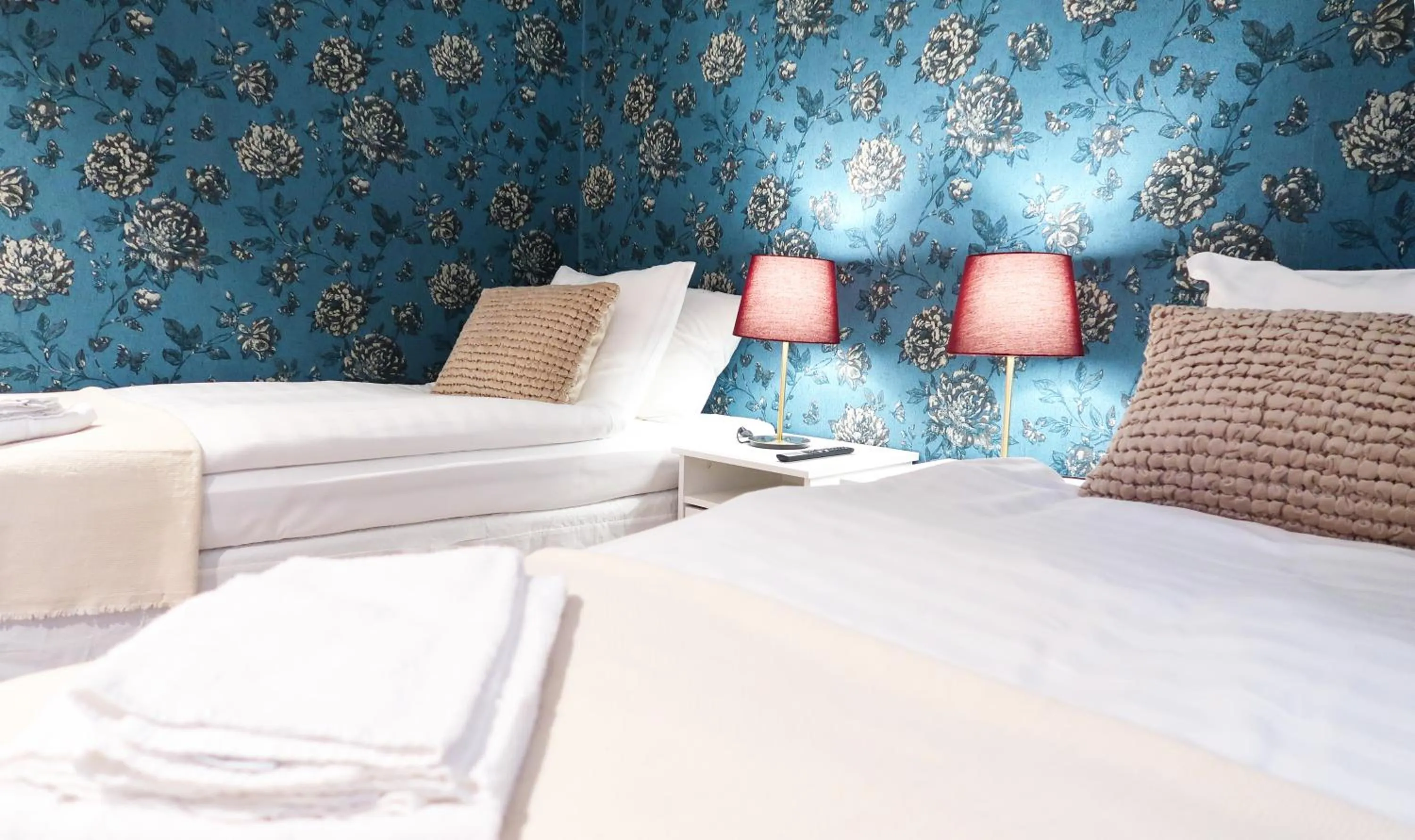 Bedroom, Bed in Hotel City Living