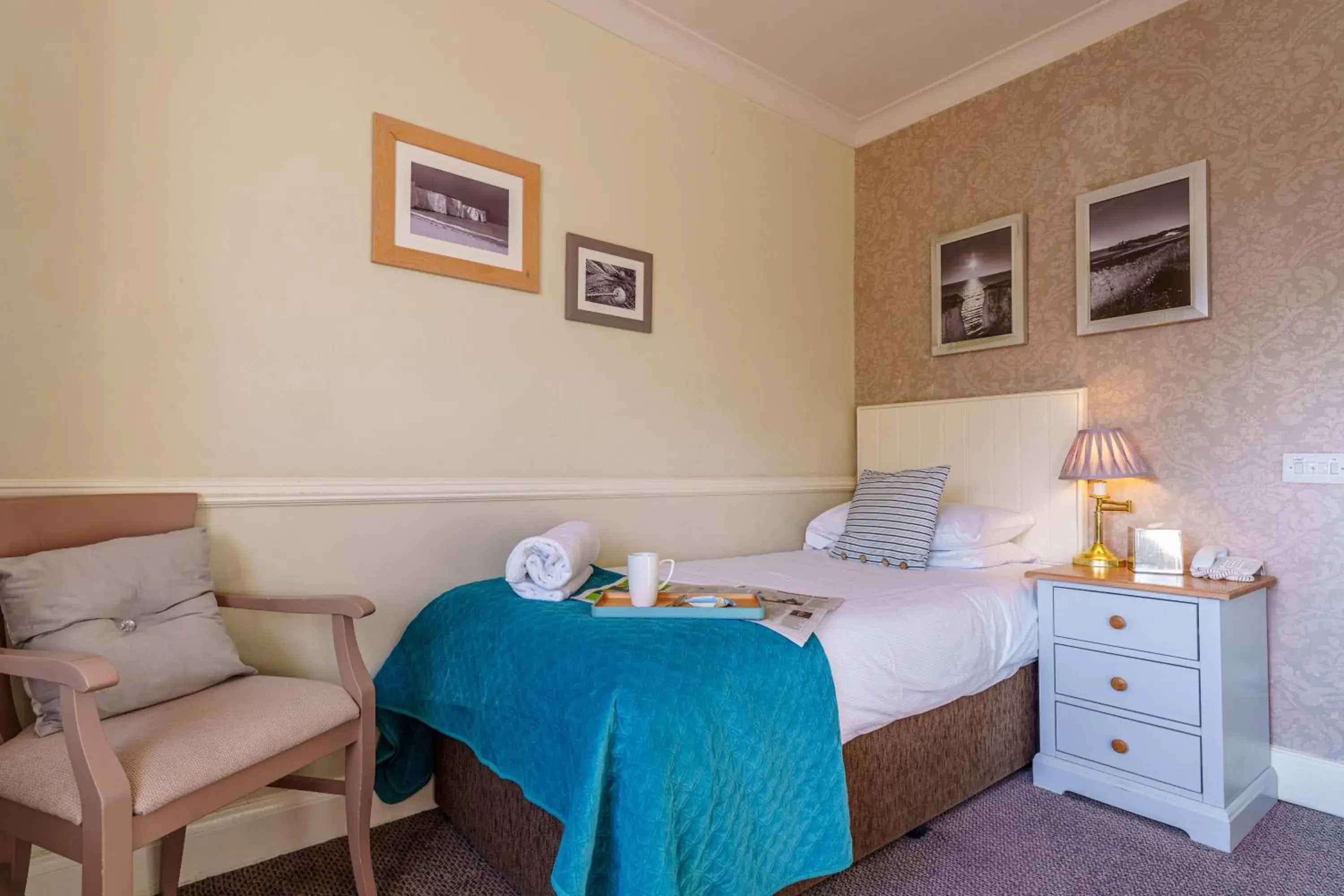 Standard Single Room in Botany Bay Hotel Standard Single Room in Botany Bay Hotel