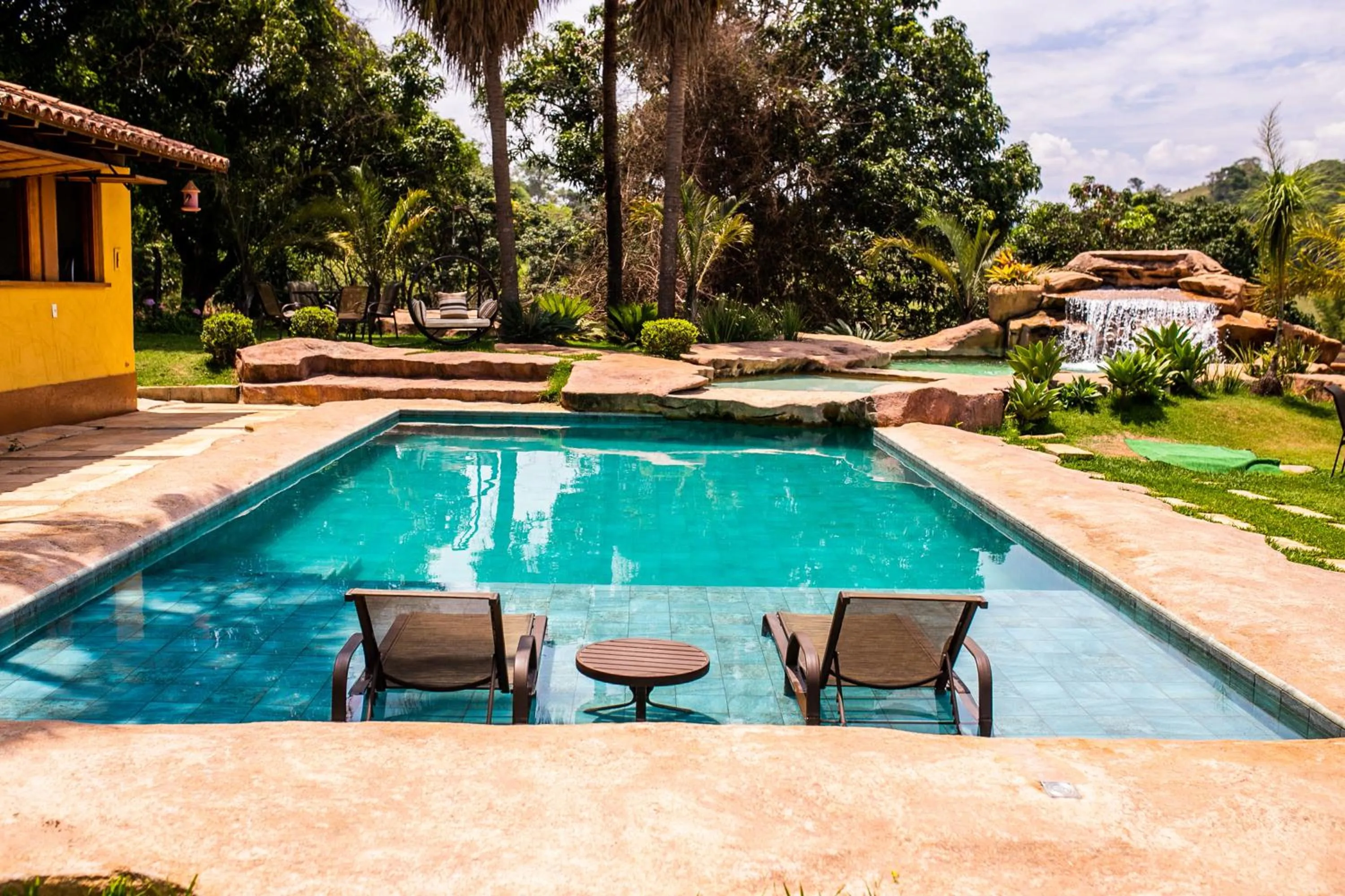 Swimming pool in Hotel Fazenda Horizonte Belo