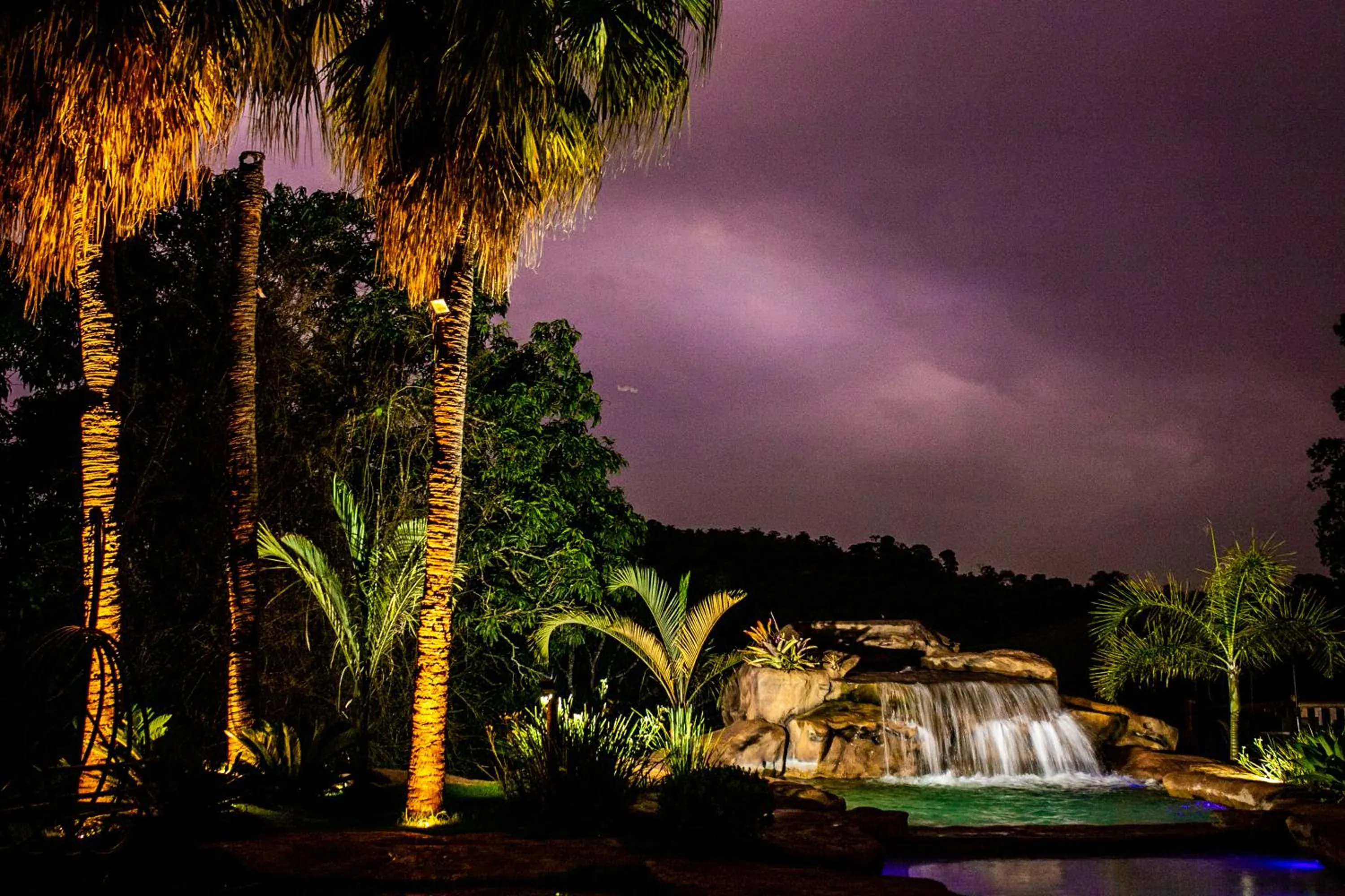 Night in Hotel Fazenda Horizonte Belo