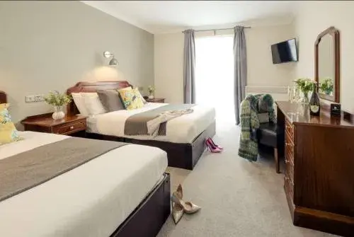 Double or Twin Room in Arden House Double or Twin Room in Arden House