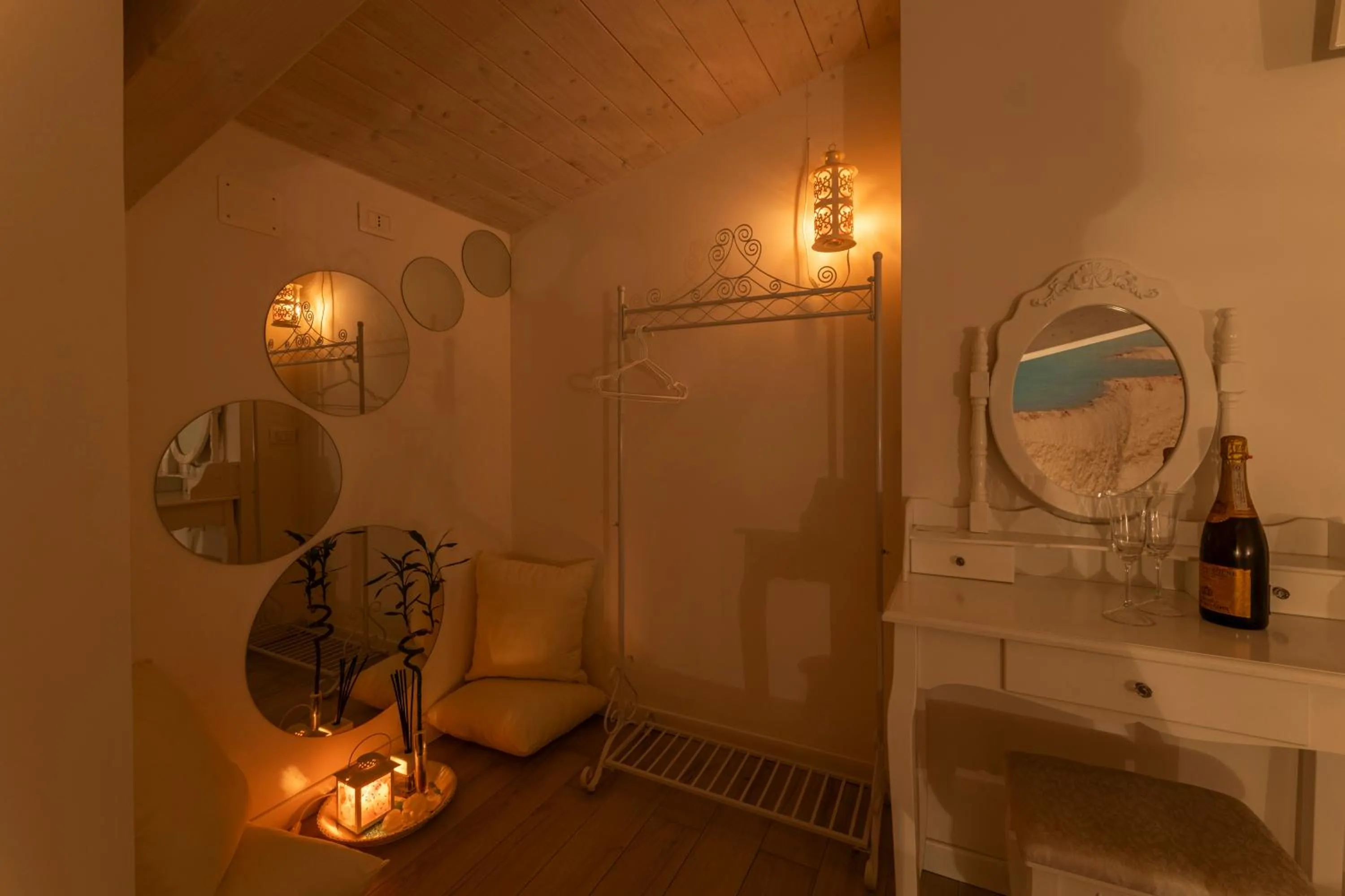 Bedroom in Acquamarina b&b