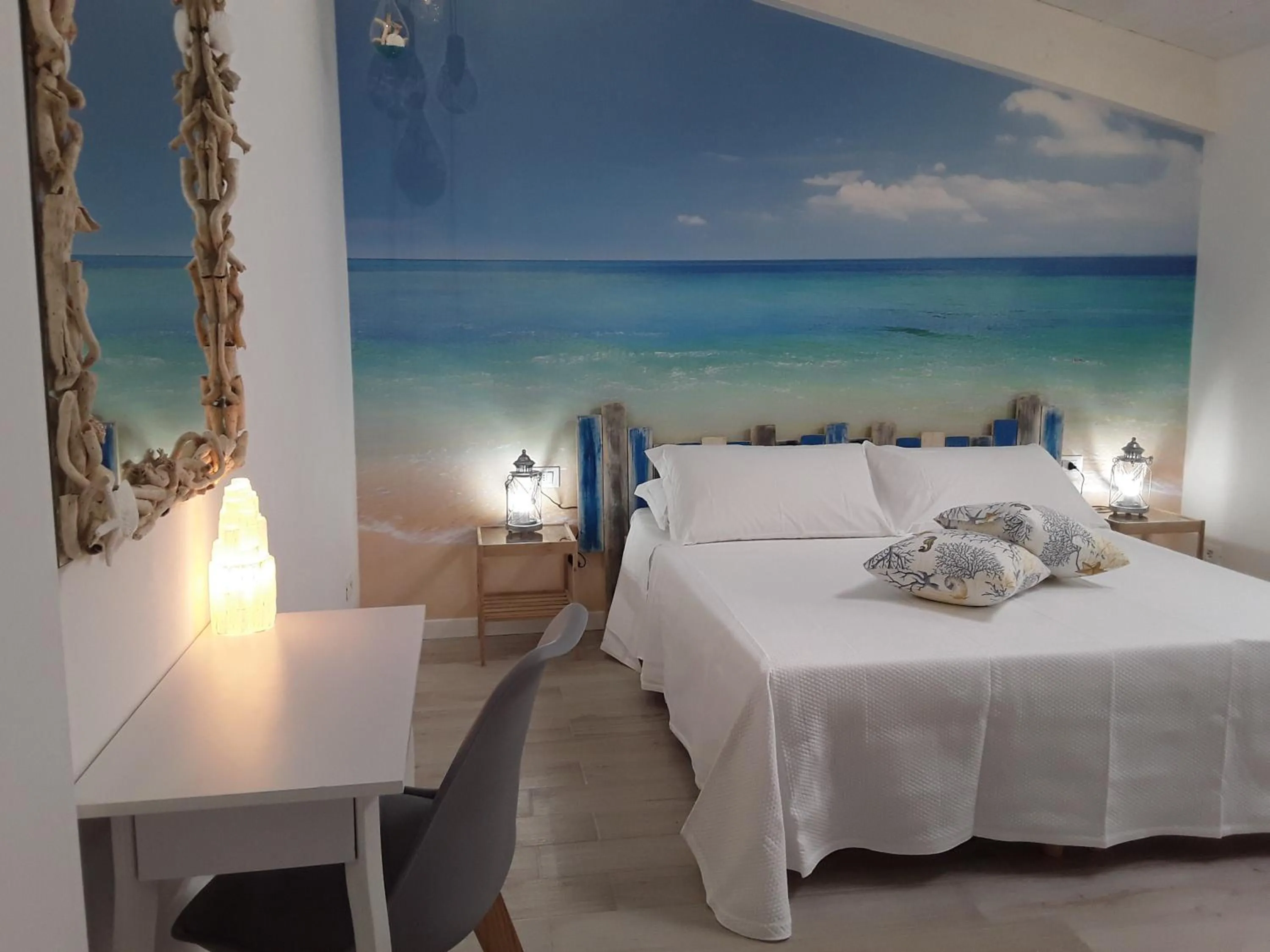 Bedroom, Bed in Acquamarina b&b
