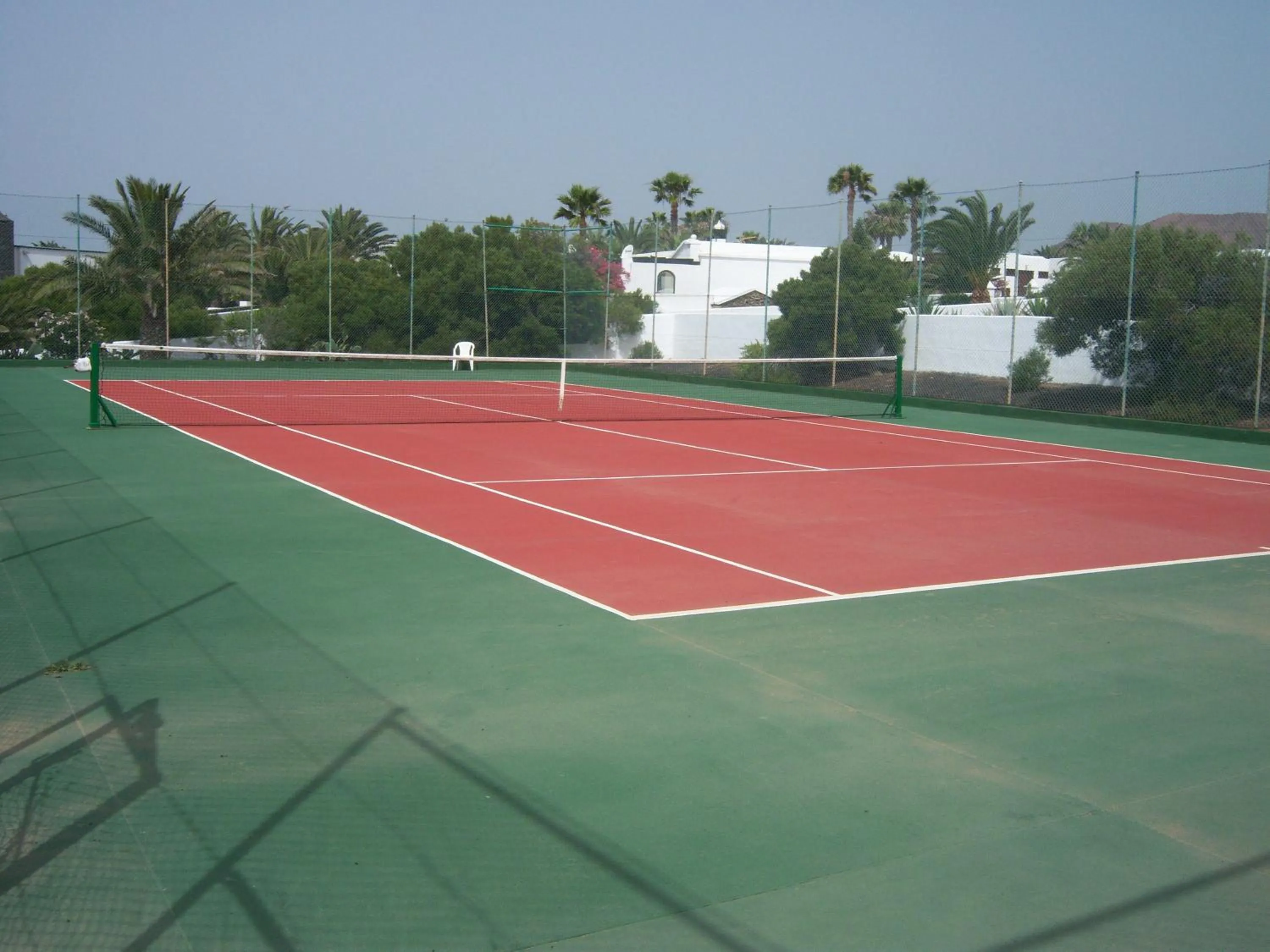 Tennis court in Casas del Sol
