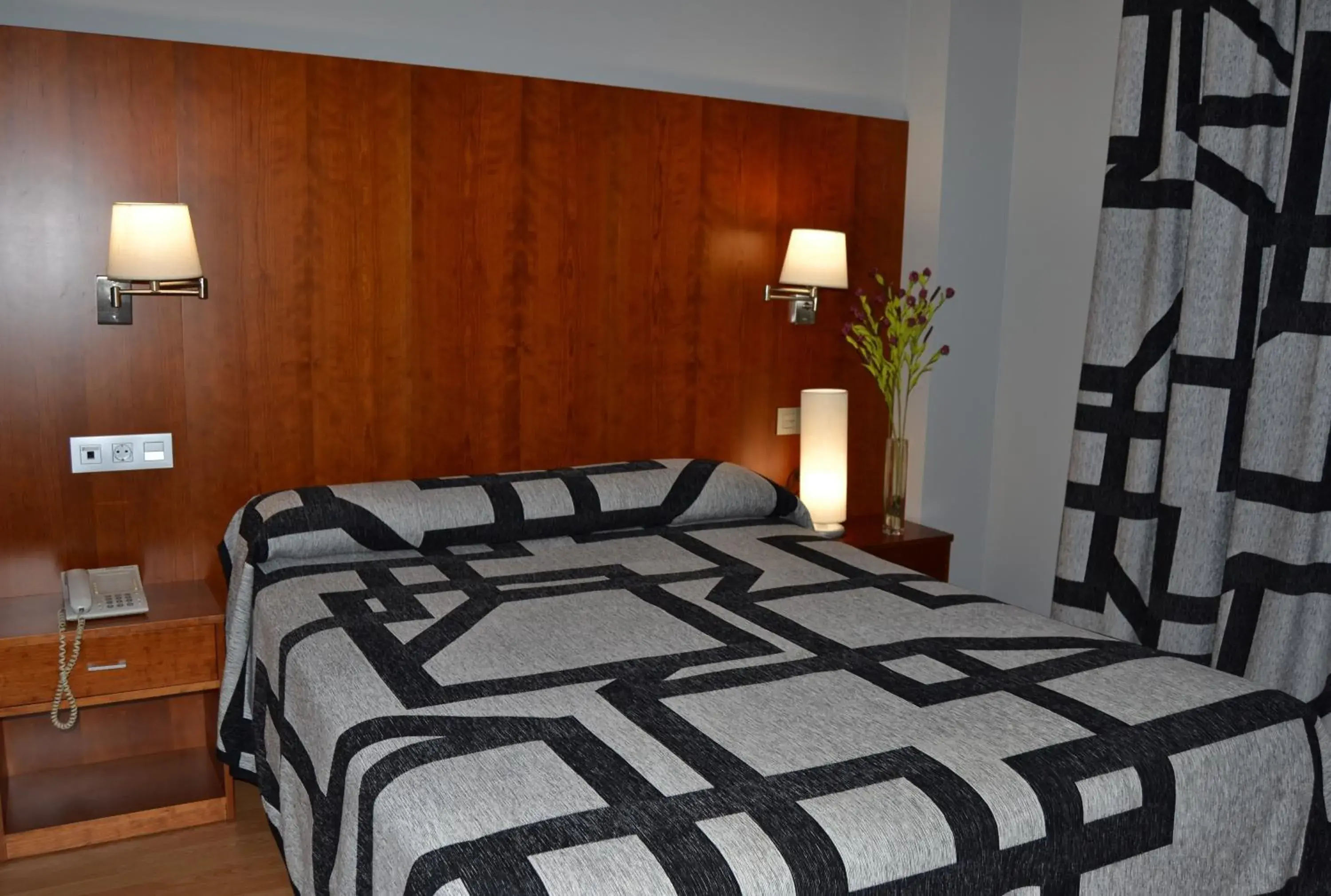 Standard Single Room - single occupancy in Hotel Jarama Standard Single Room - single occupancy in Hotel Jarama