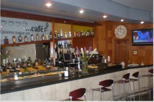 Lounge or bar in Hotel Jarama