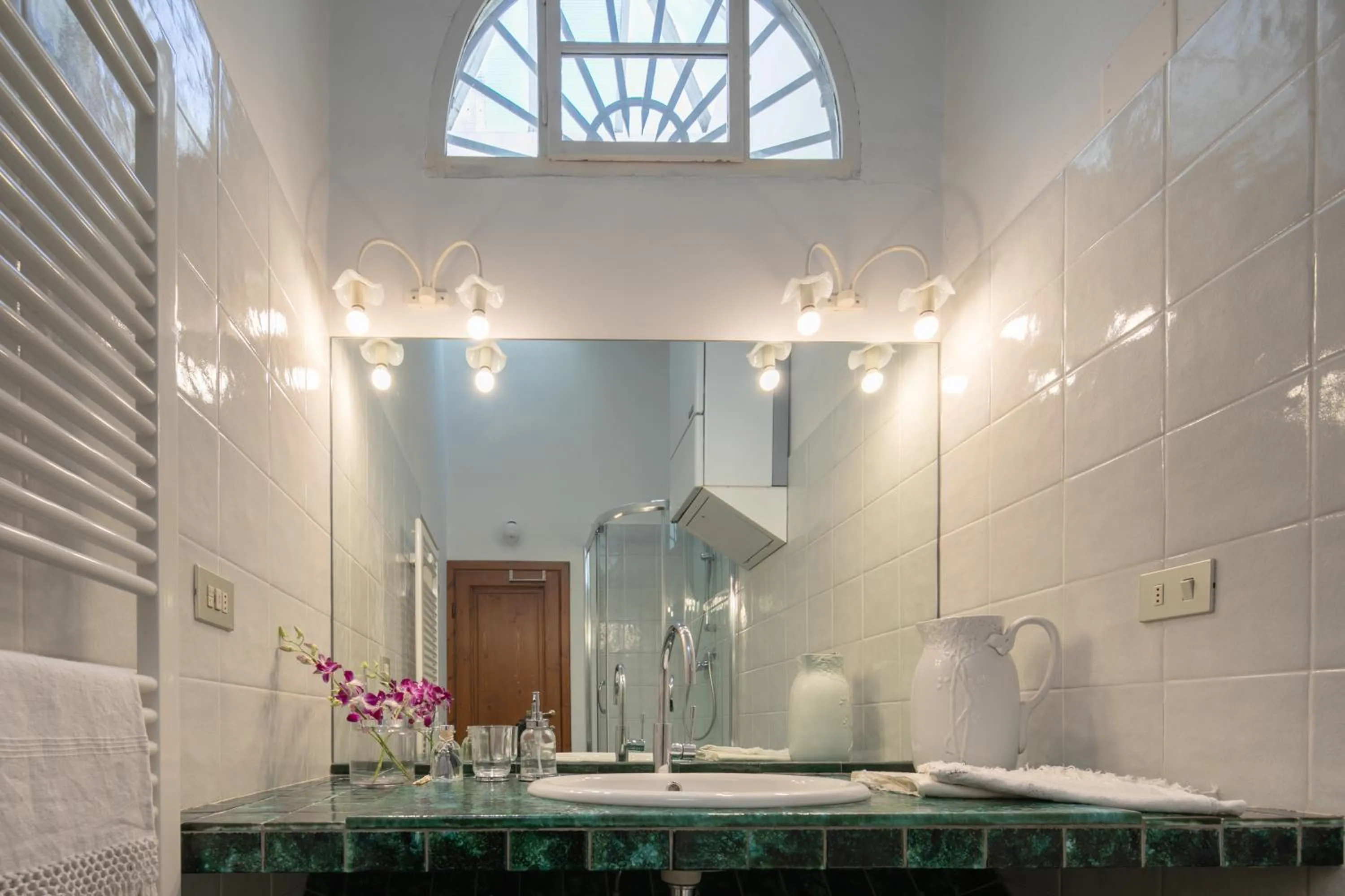 Shower in Pitti Luxury Terrace by Mmega