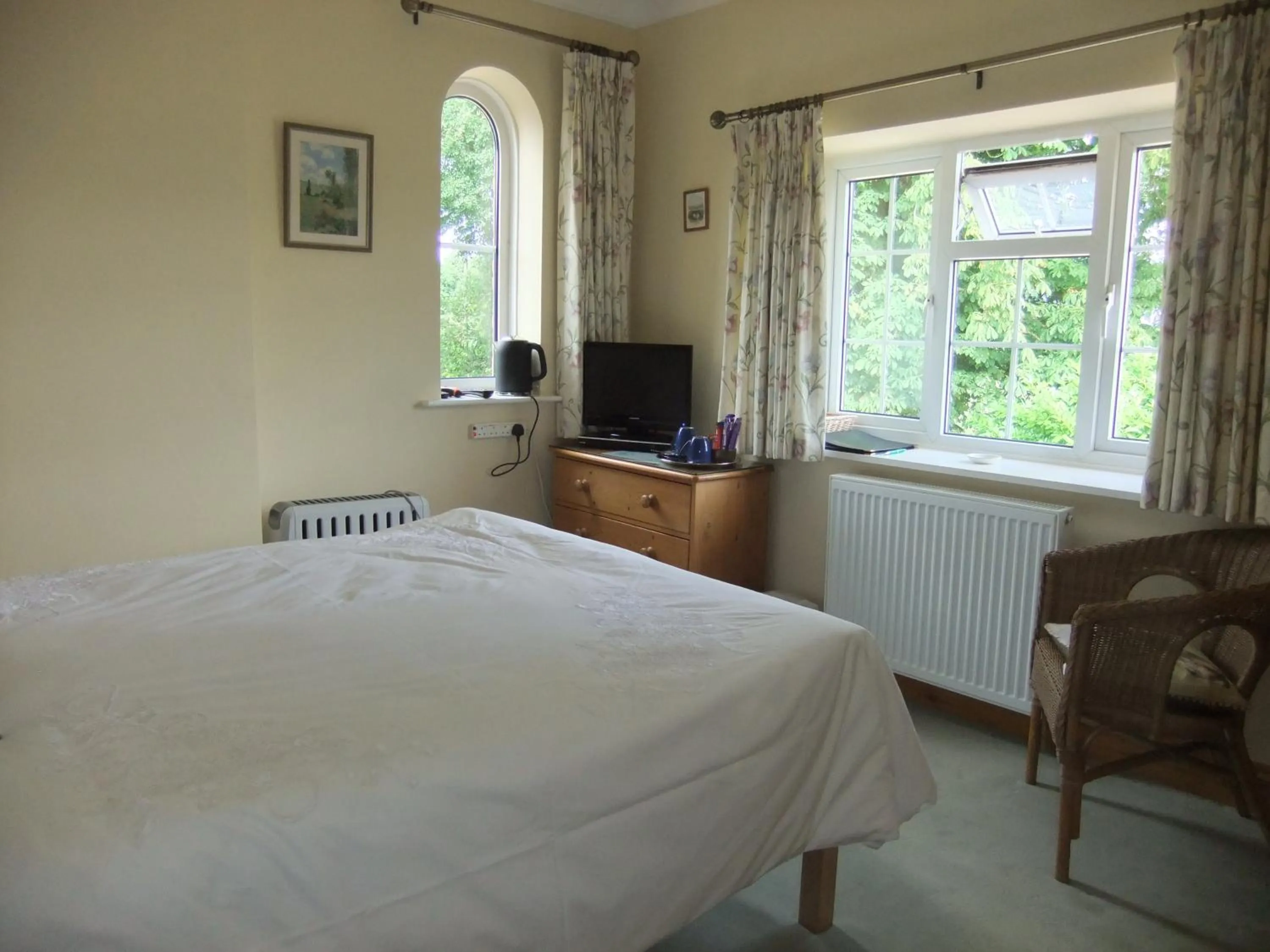 Bed in St Mary’s Lodge B and B