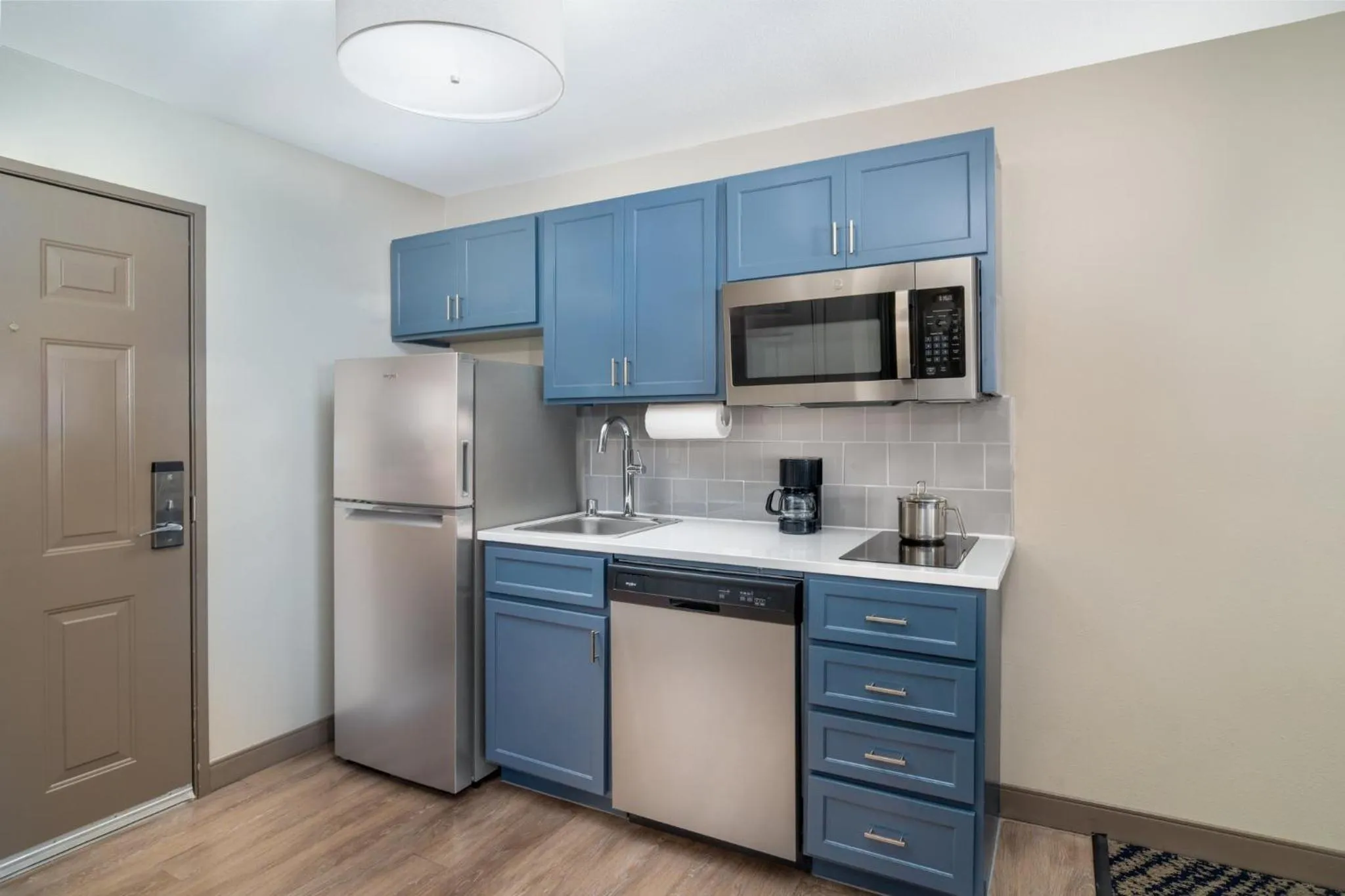 Photo of the whole room in Candlewood Suites El Paso by IHG