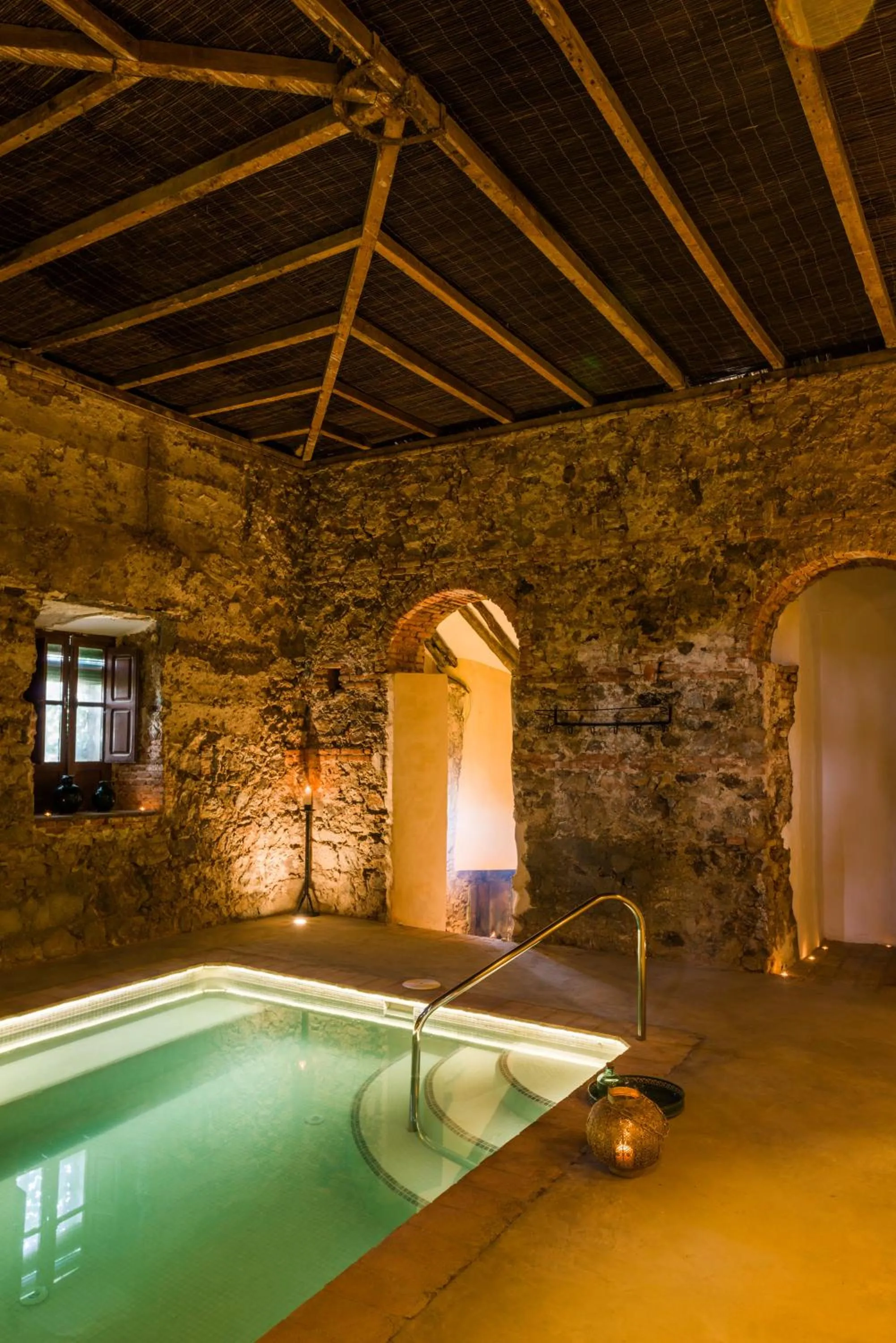 Hot Spring Bath in Balneario Aguas de Villaharta