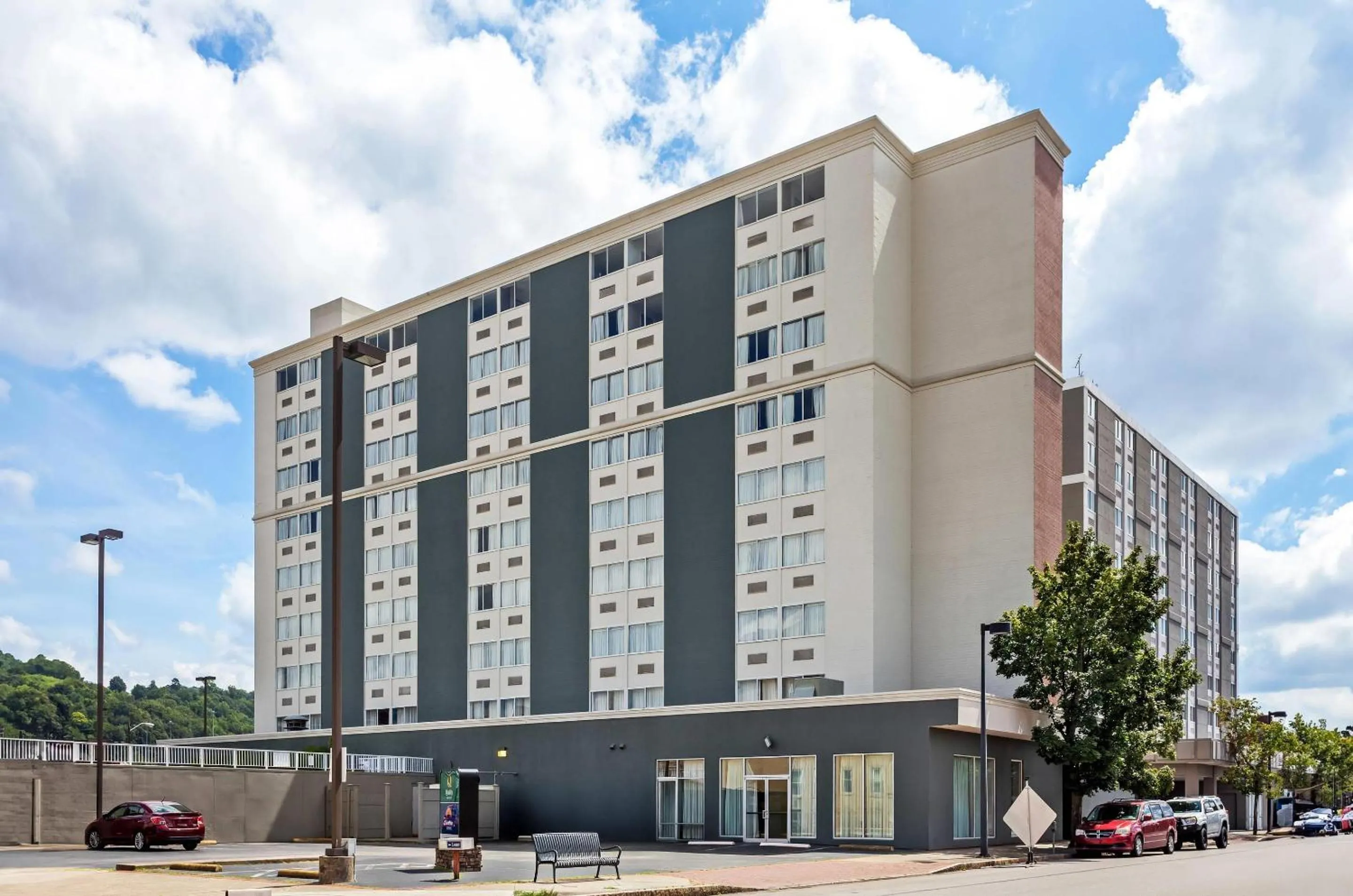 Property building in Quality Inn & Suites Charleston - Civic Center