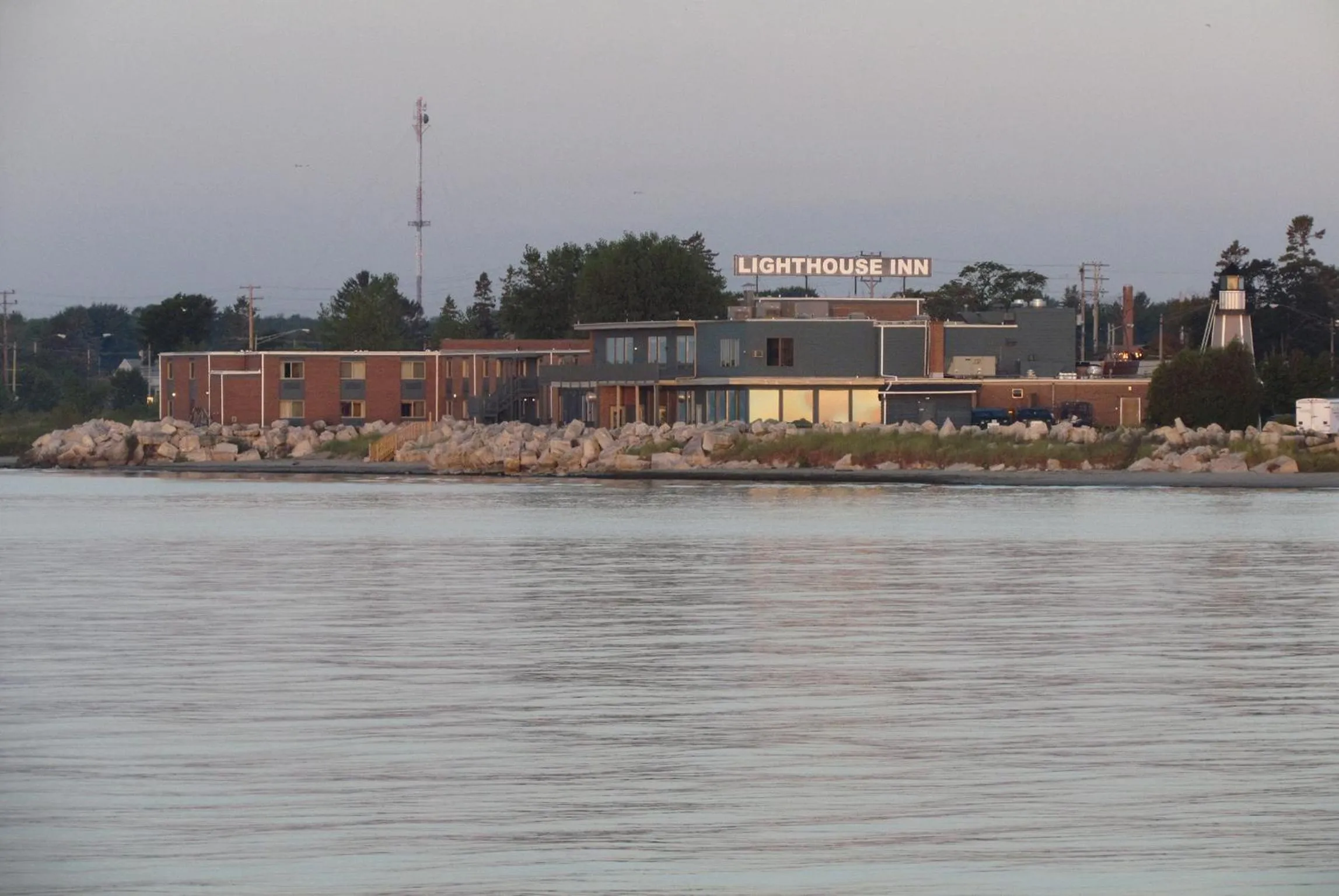 Property building in Lighthouse Inn - Two Rivers