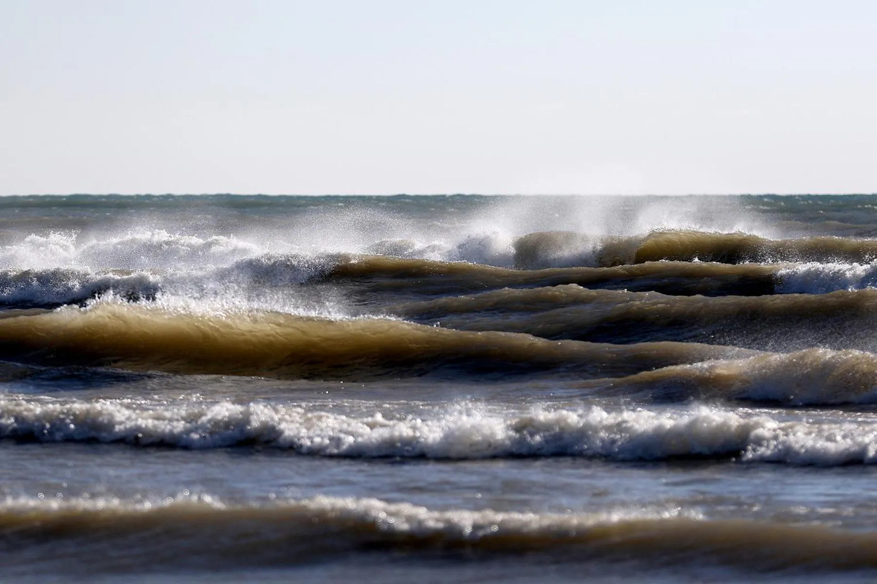 Windsurfing in Lighthouse Inn - Two Rivers