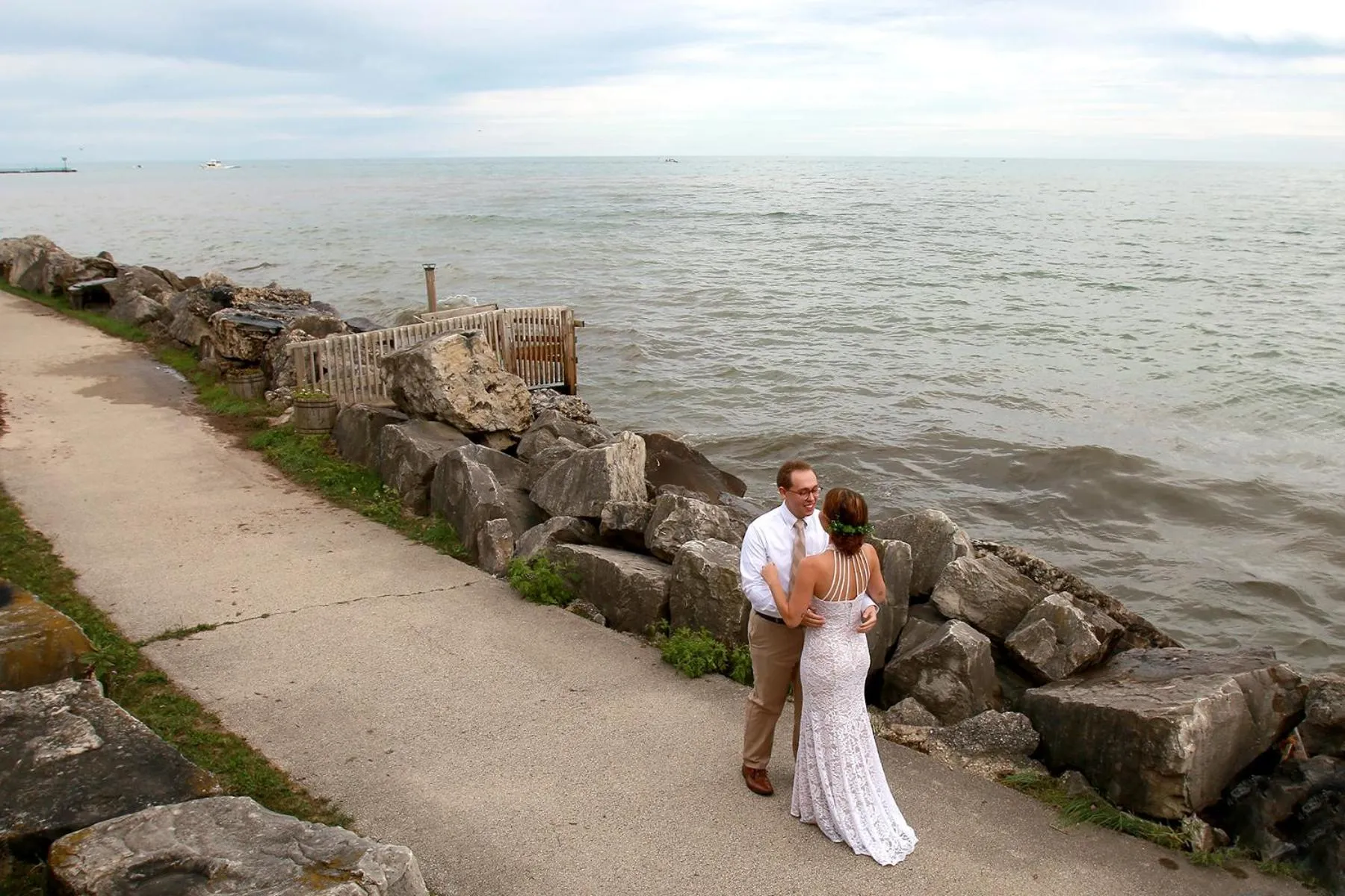 wedding in Lighthouse Inn - Two Rivers