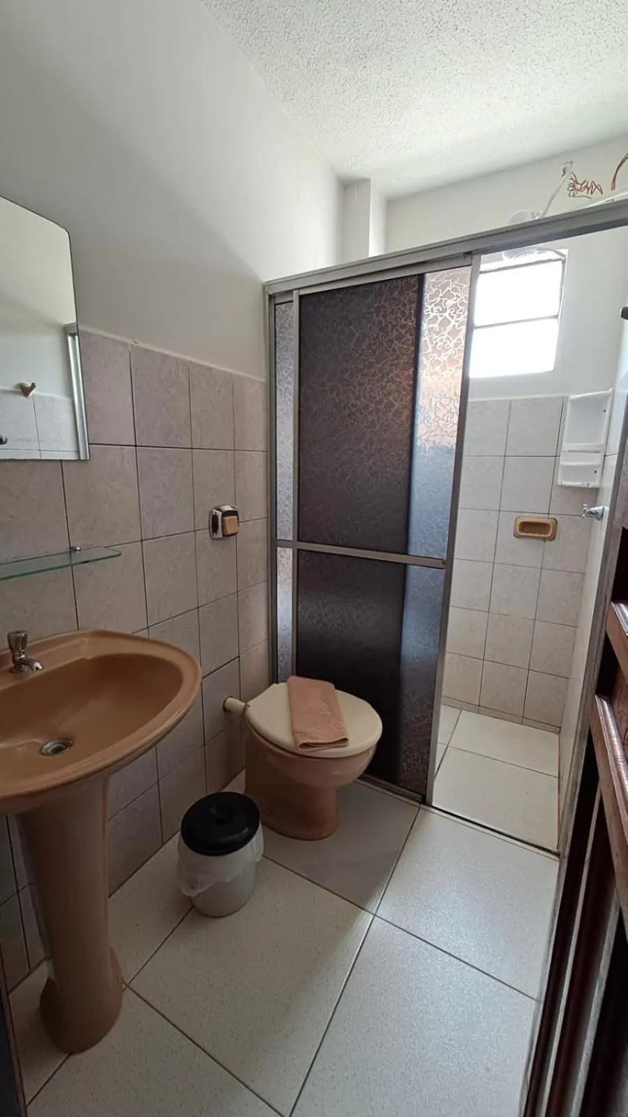 Shower in Hotel Blue Star II