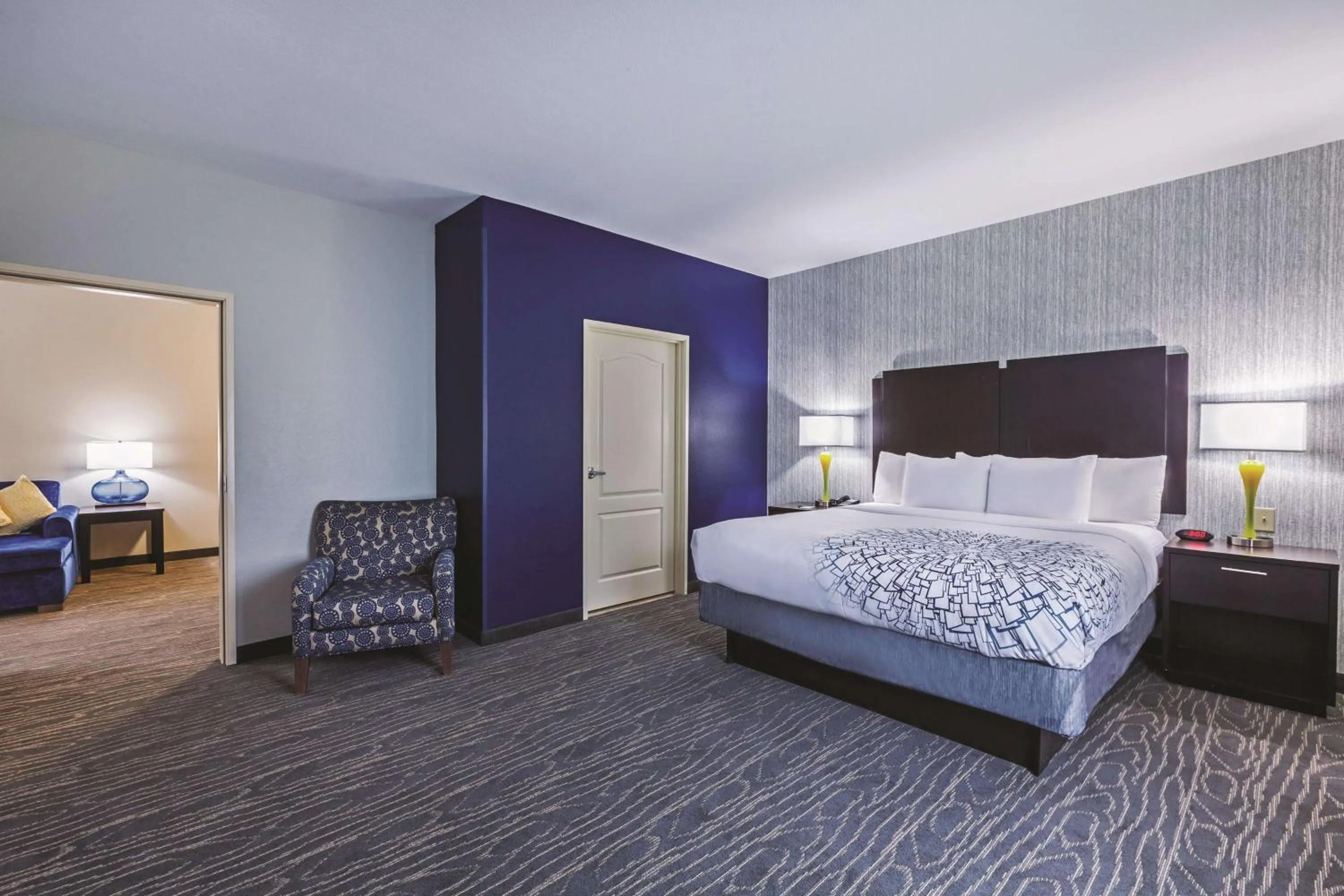 Photo of the whole room, Bed in La Quinta by Wyndham Palestine