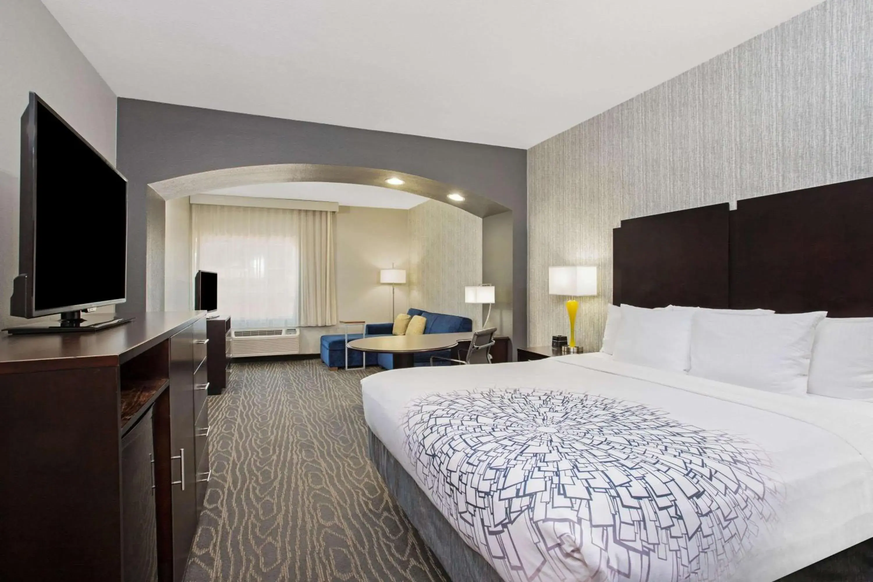 King Studio Suite - Non-Smoking in La Quinta by Wyndham Palestine King Studio Suite - Non-Smoking in La Quinta by Wyndham Palestine