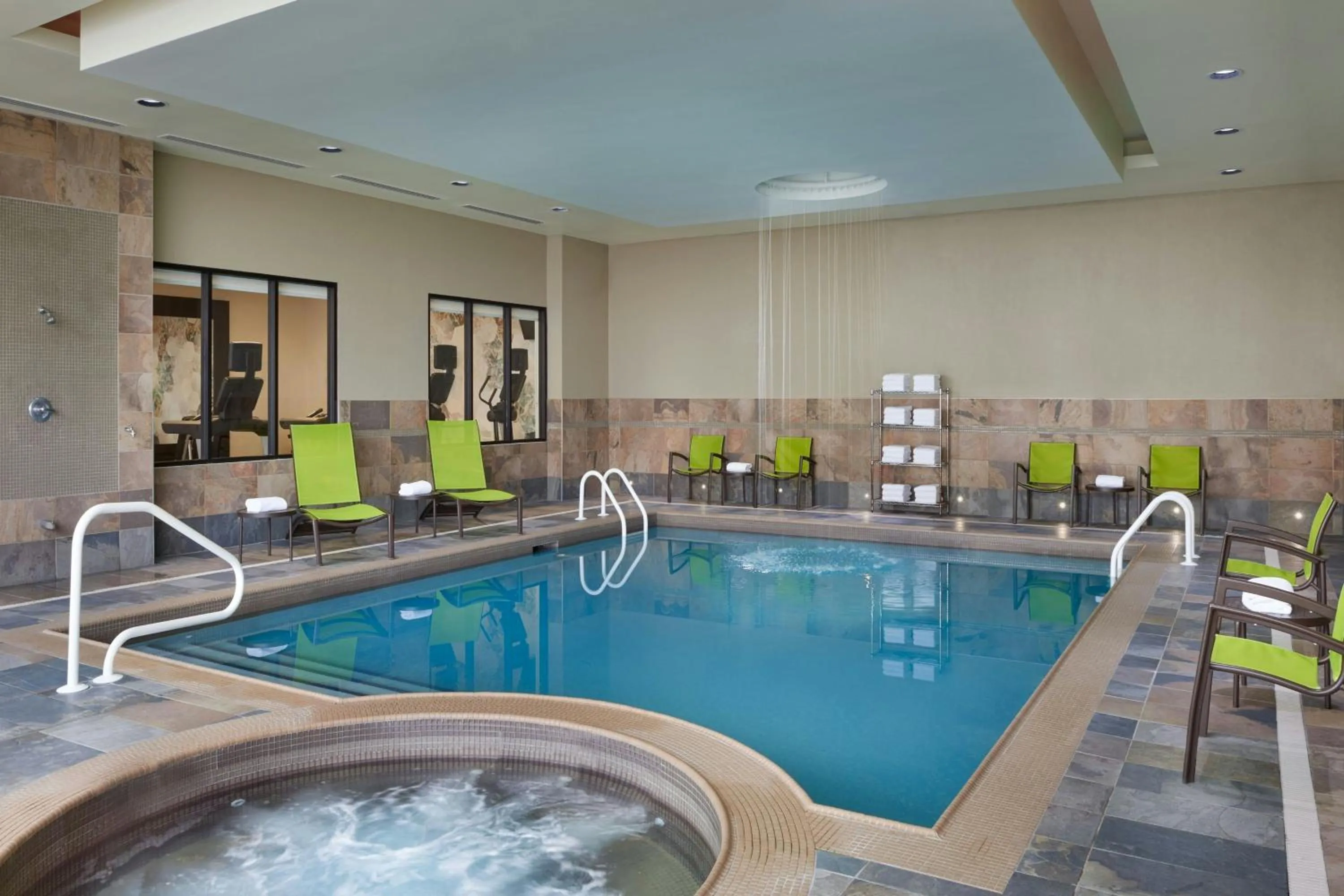 Swimming pool in SpringHill Suites by Marriott Toronto Vaughan