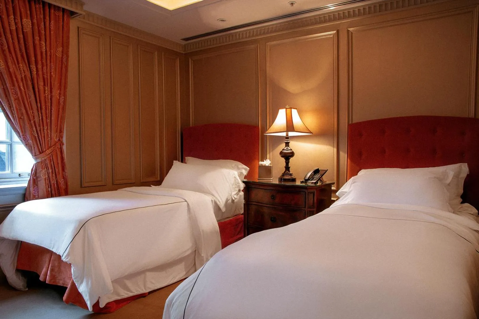 Bed in Windsor Arms Hotel