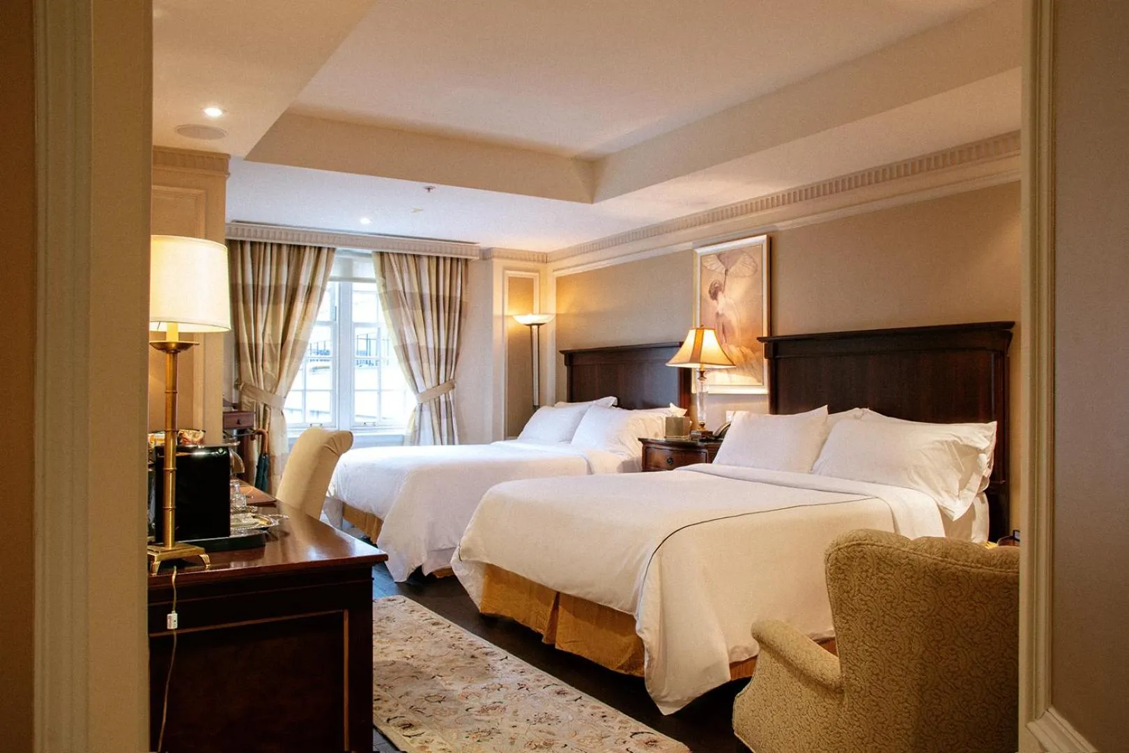 Bed in Windsor Arms Hotel