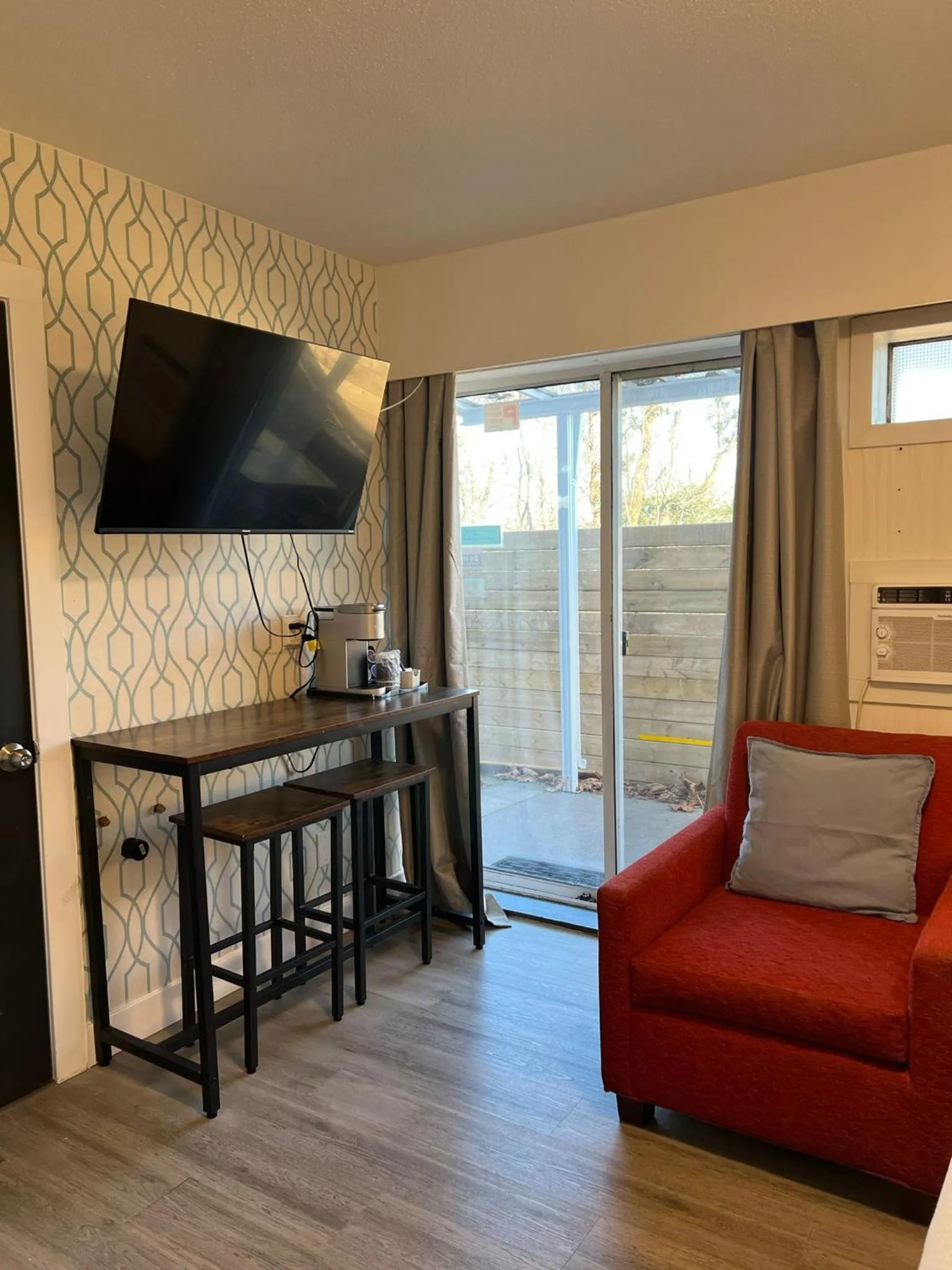 TV and multimedia in The Spot