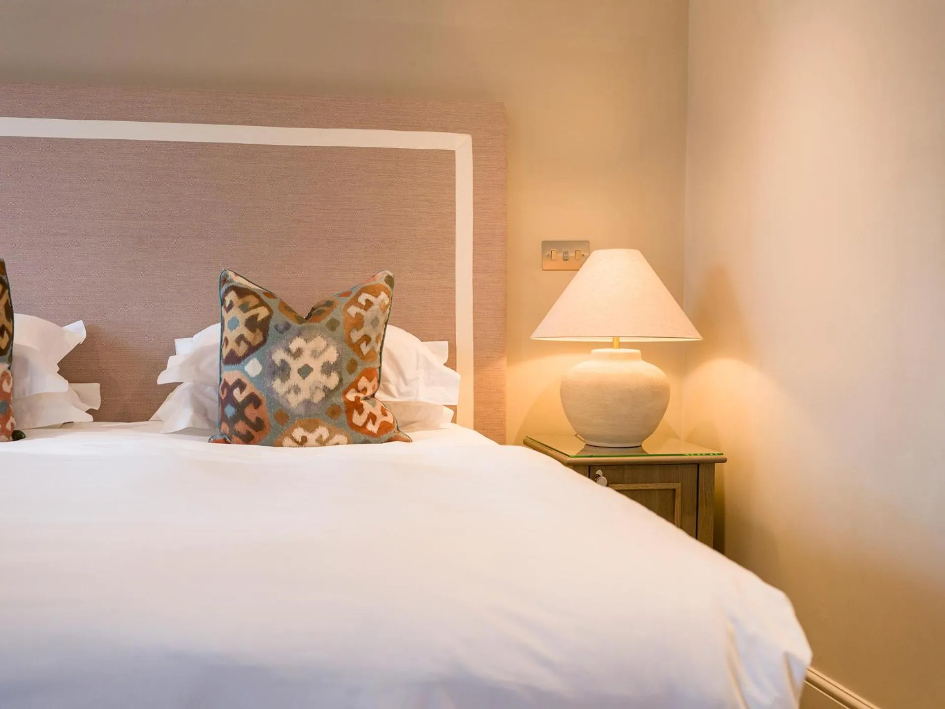 Bedroom, Bed in The Kings Arms