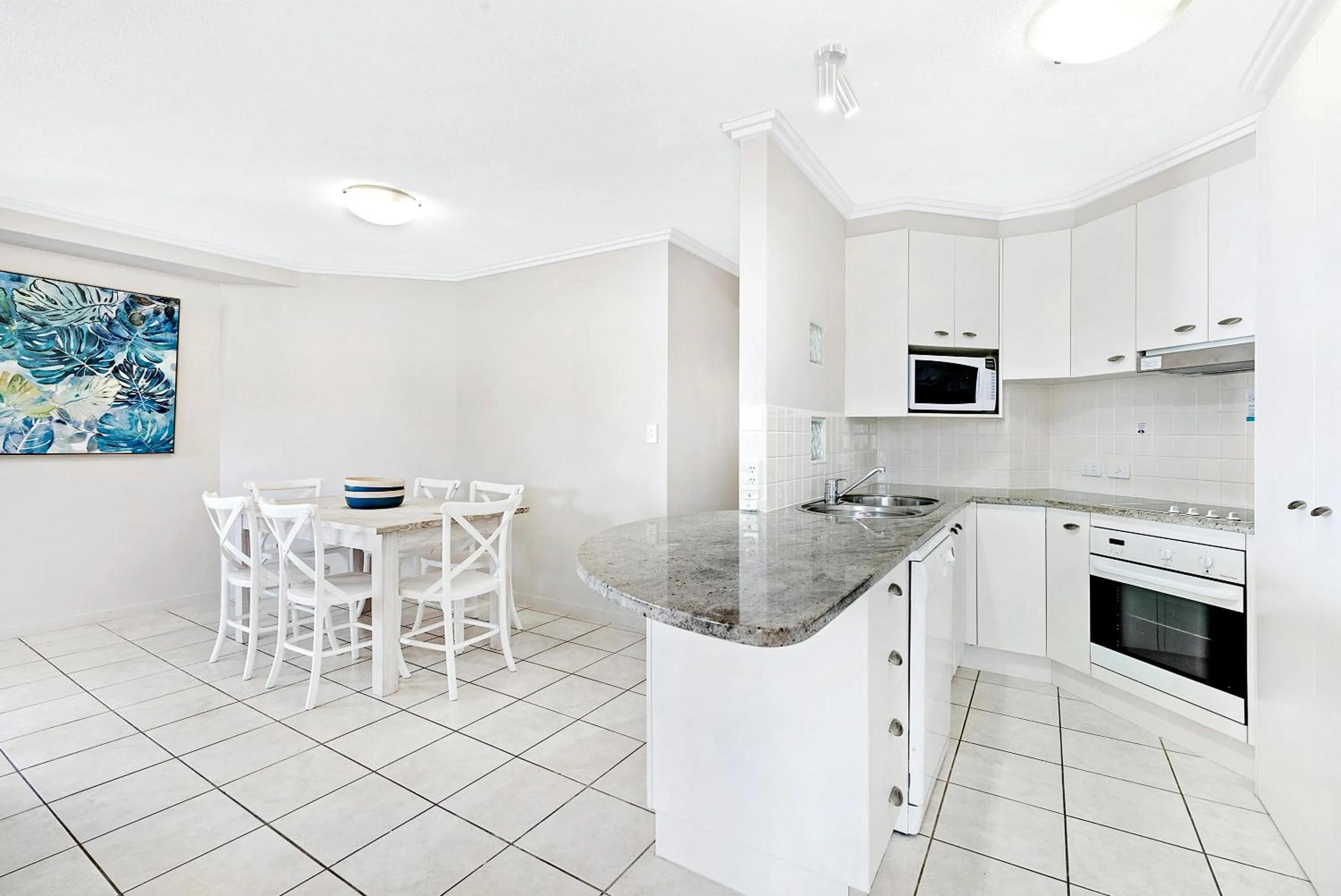 Kitchen or kitchenette in ULTIQA Shearwater Resort