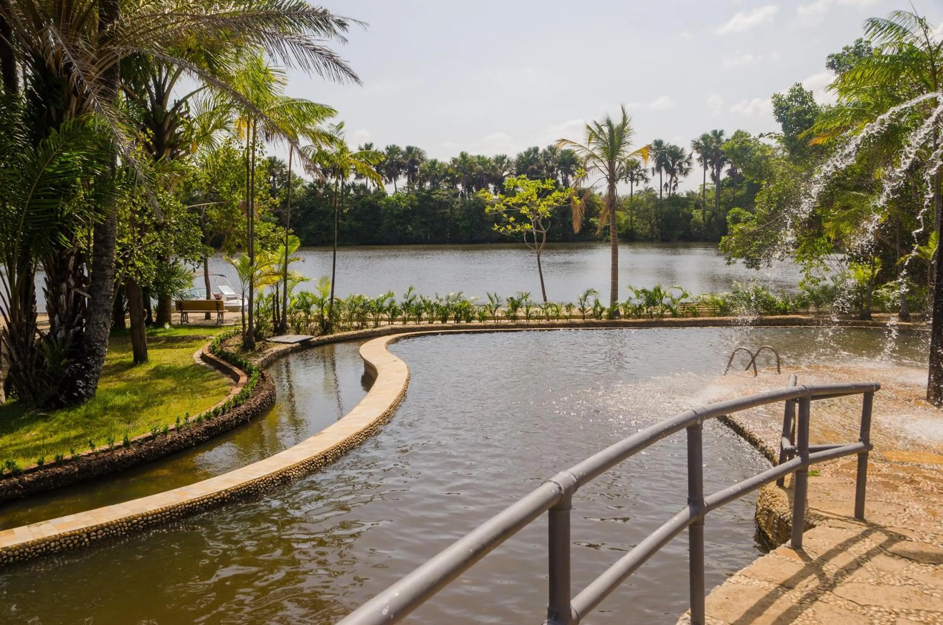 Porto Preguiças Resort