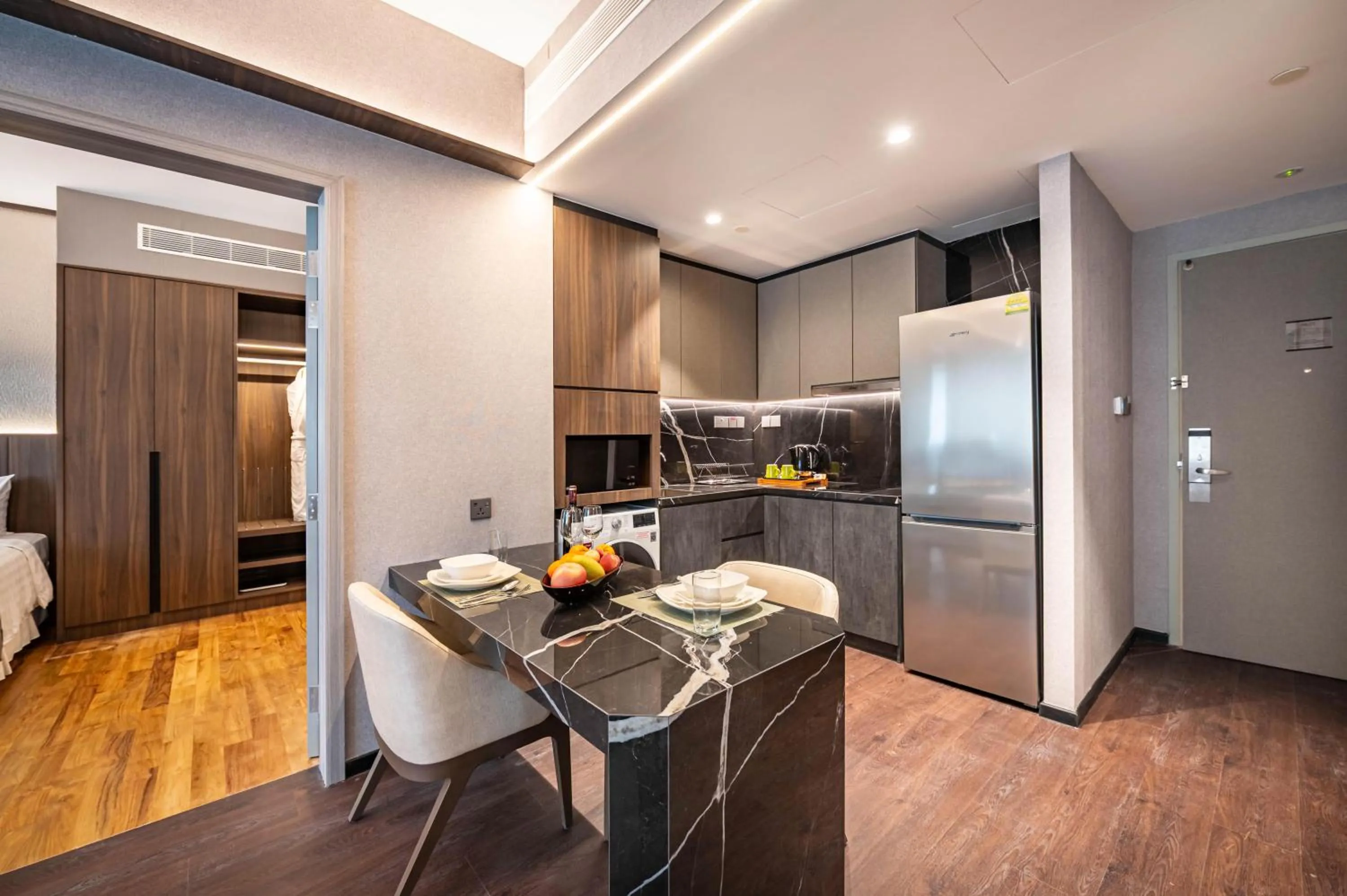 Dining area in Park Avenue Rochester