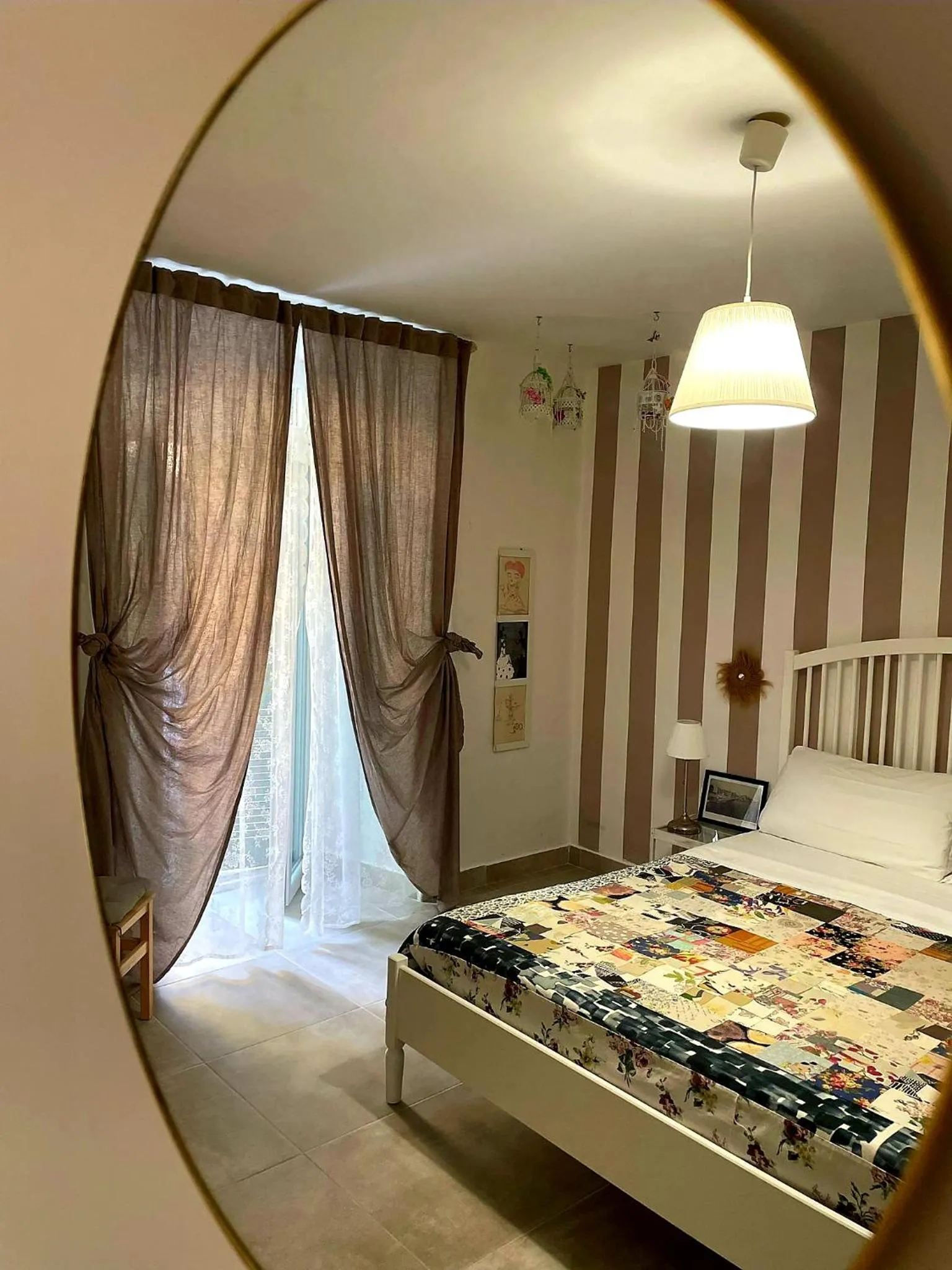 Property building, Bed in B&Bistrot